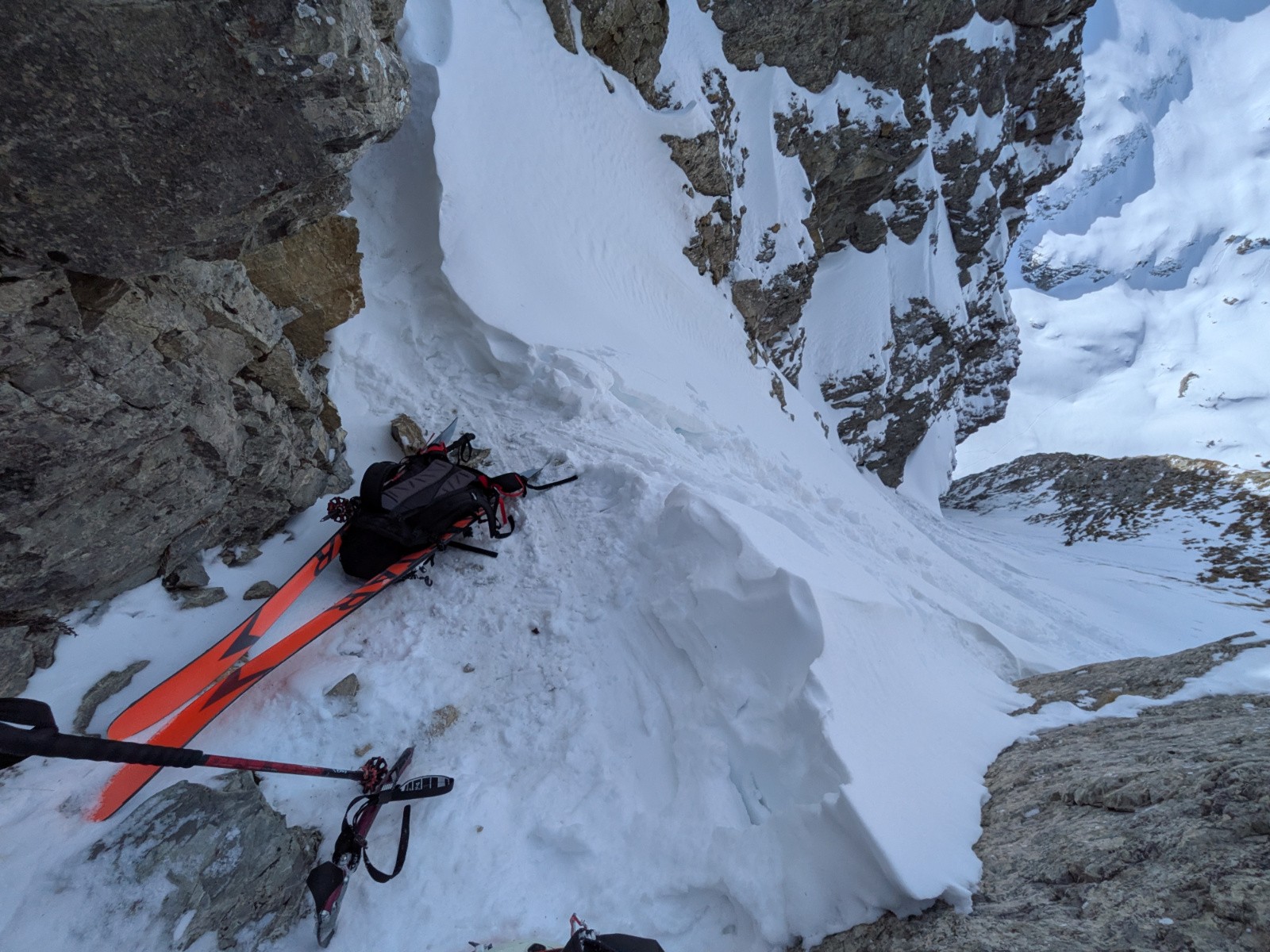 en haut du couloir ouest