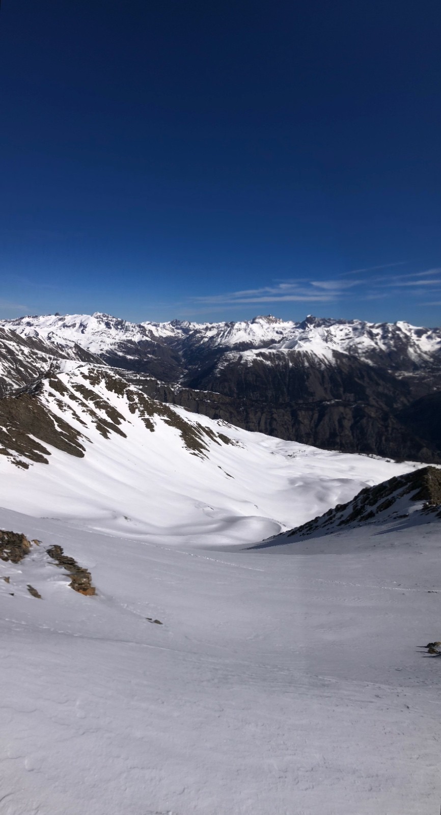 &nbsp;les couloirs sud du point 2778 depuis les plastres&nbsp;