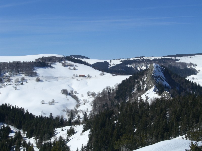Rocher des Pradoux : Un endroit pour la grimpe...et le ski?
