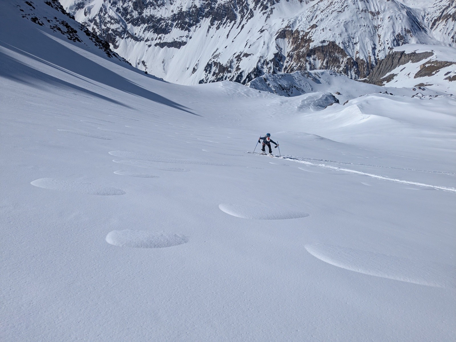 Le terrier des marmottes ? Et le style de Bogdan en arrière plan 😁