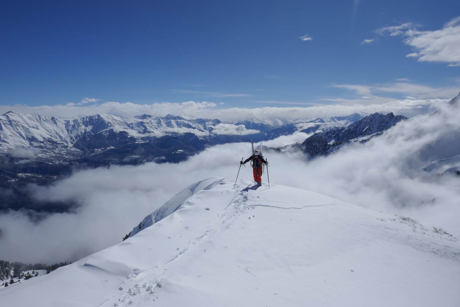 Glad' arrive au sommet 