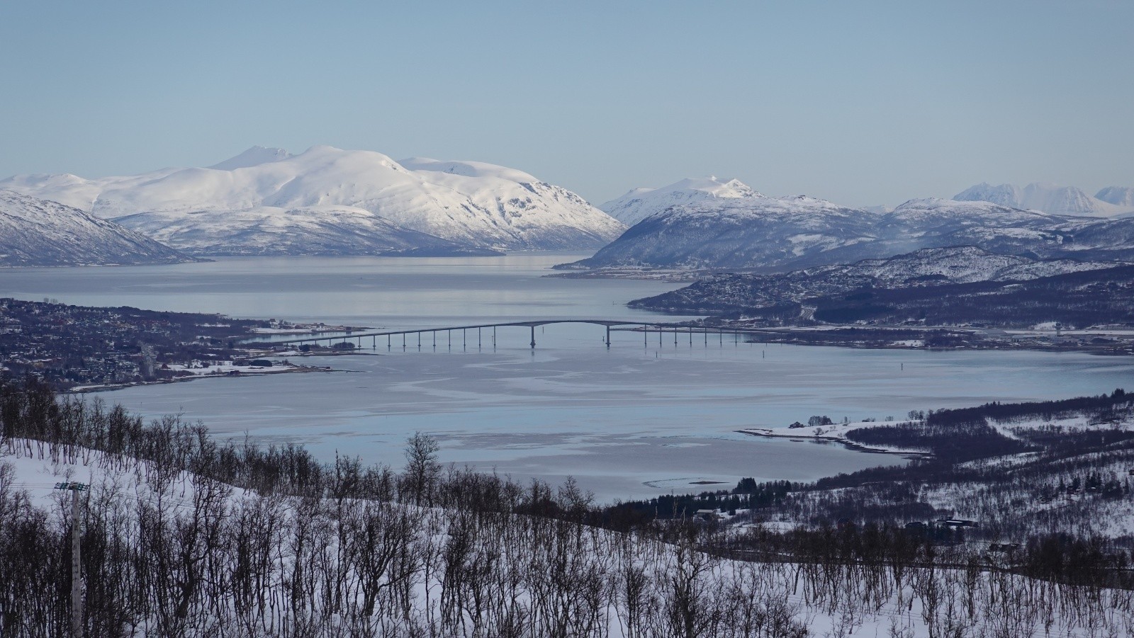 Panorama sur Tromso et un de ses ponts