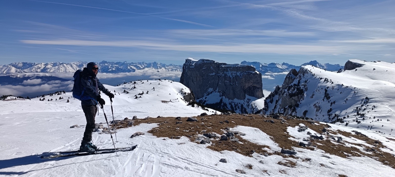 &nbsp;Sommet de Montaveilla, vue sur le Mt Aiguille&nbsp;