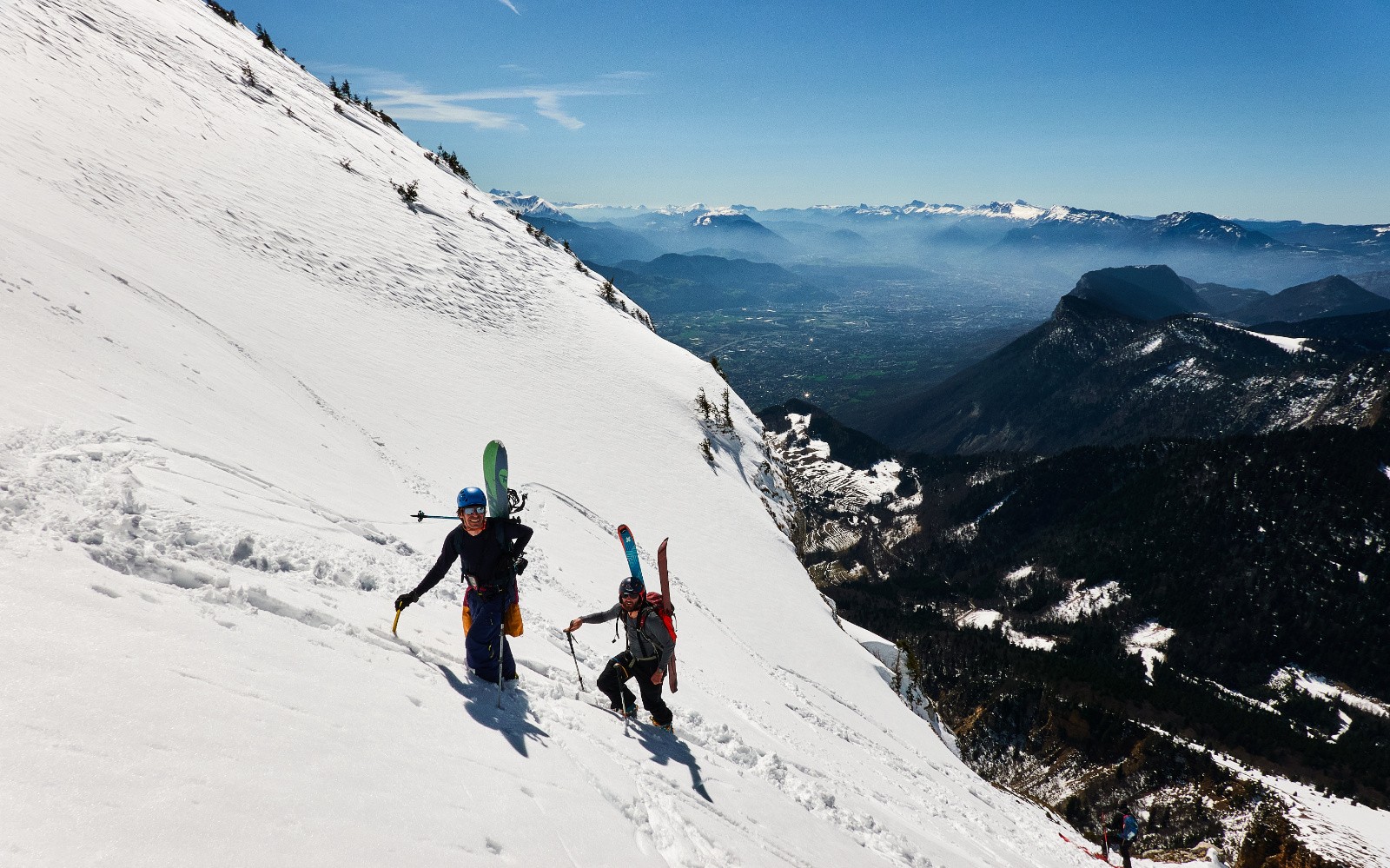 D'autres skieurs ravis de ces belles conditions...