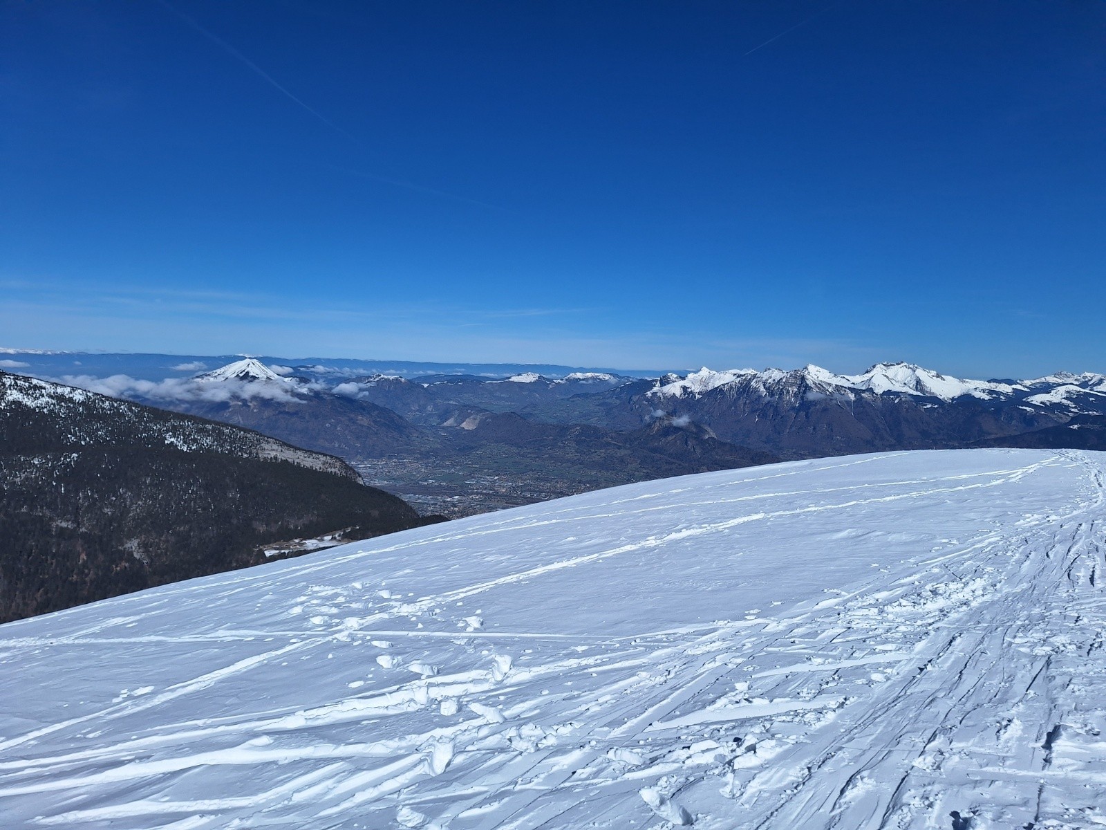Vue sur la vallée depuis la Tête des Muets