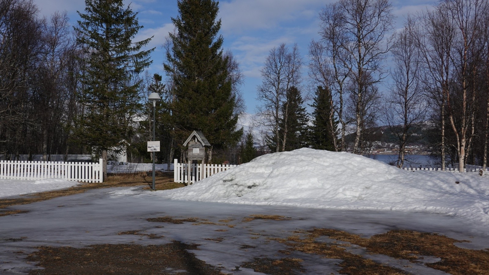 Au départ sur le parking de l'église