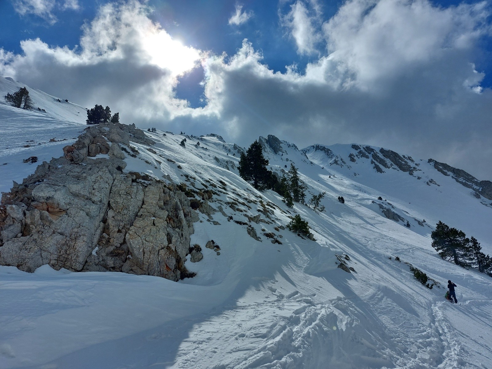 #5 Au pas de la Ville, Au pas de la Ville,