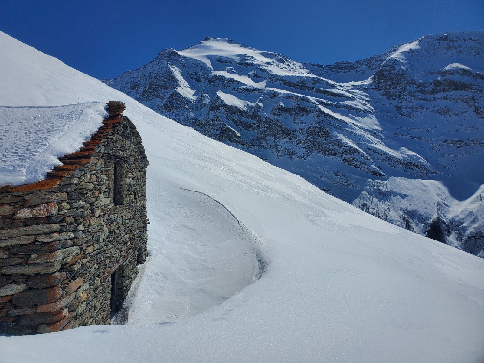 #4 Charbonnel Charbonnel