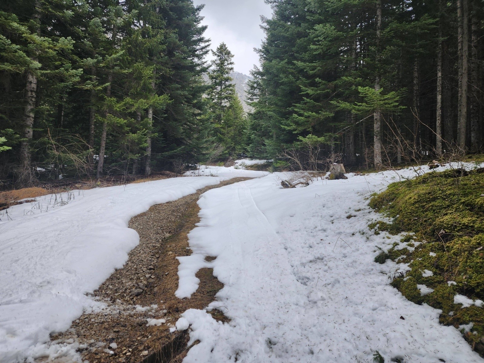 #2 Vers ~1490m, on peut chausser/déchausser Vers ~1490m, on peut chausser/déchausser