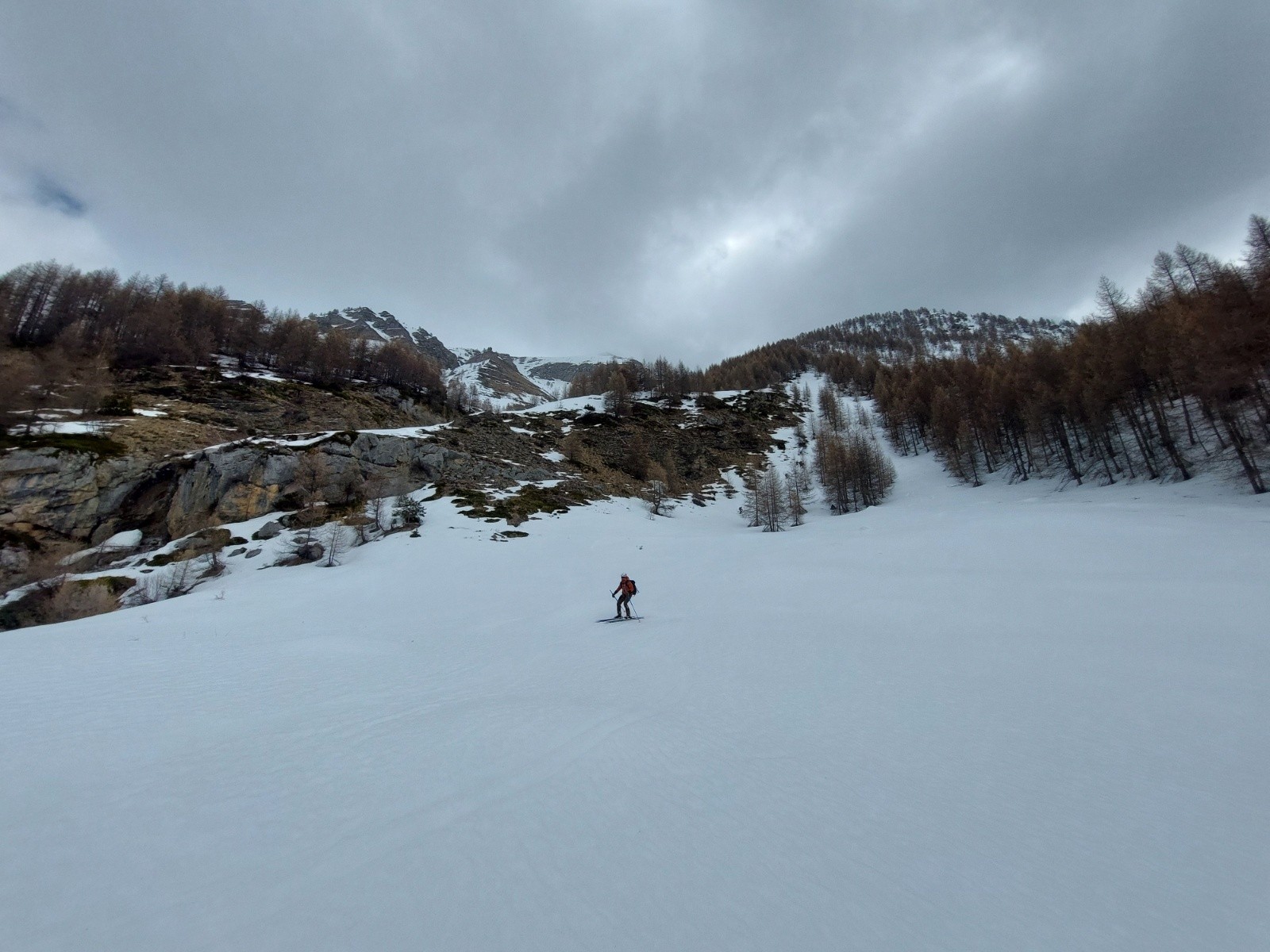 #11 Clairiere une fois sorti du ravin Clairiere une fois sorti du ravin