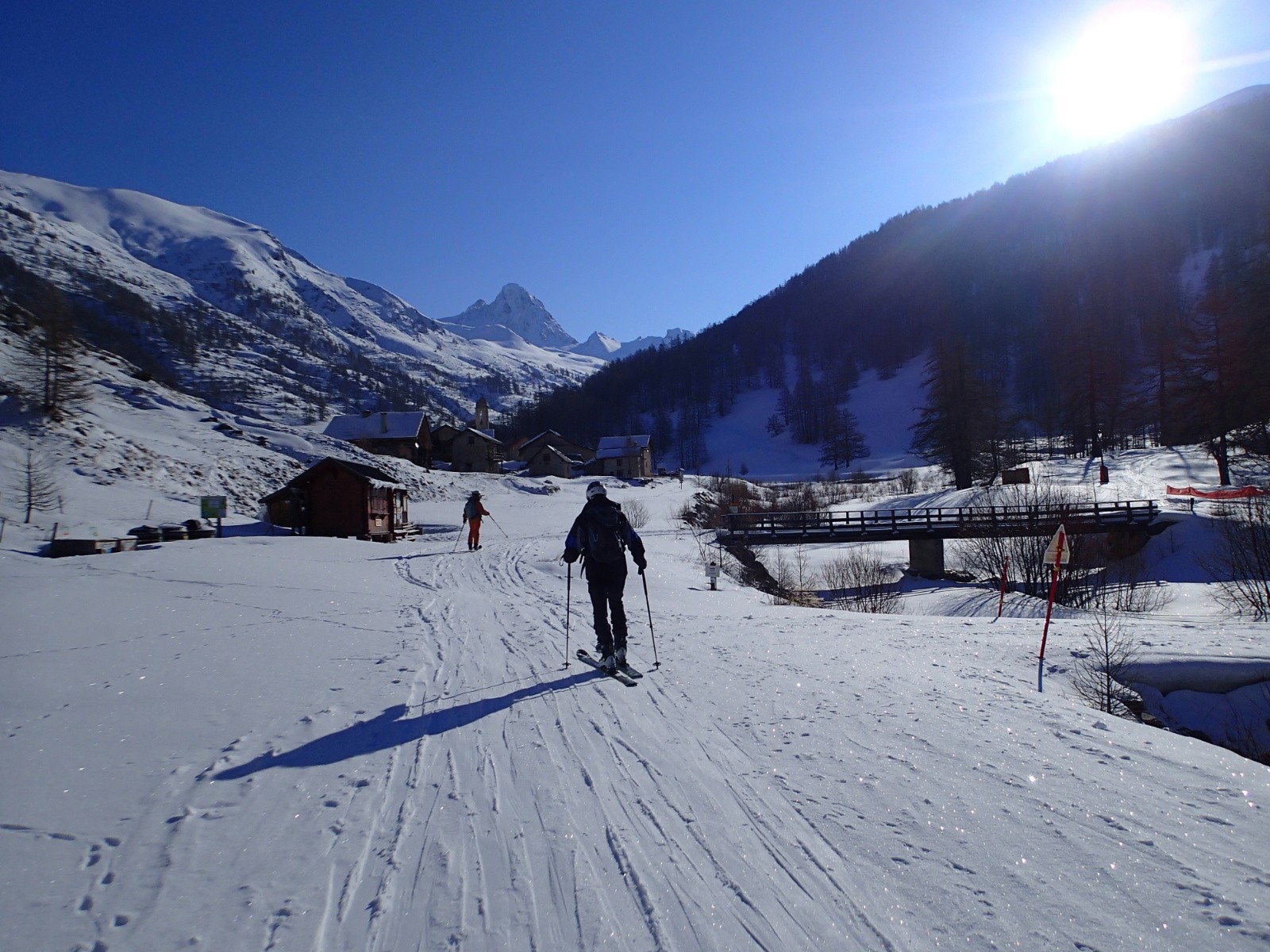 Valpreveyre, à droite toute...