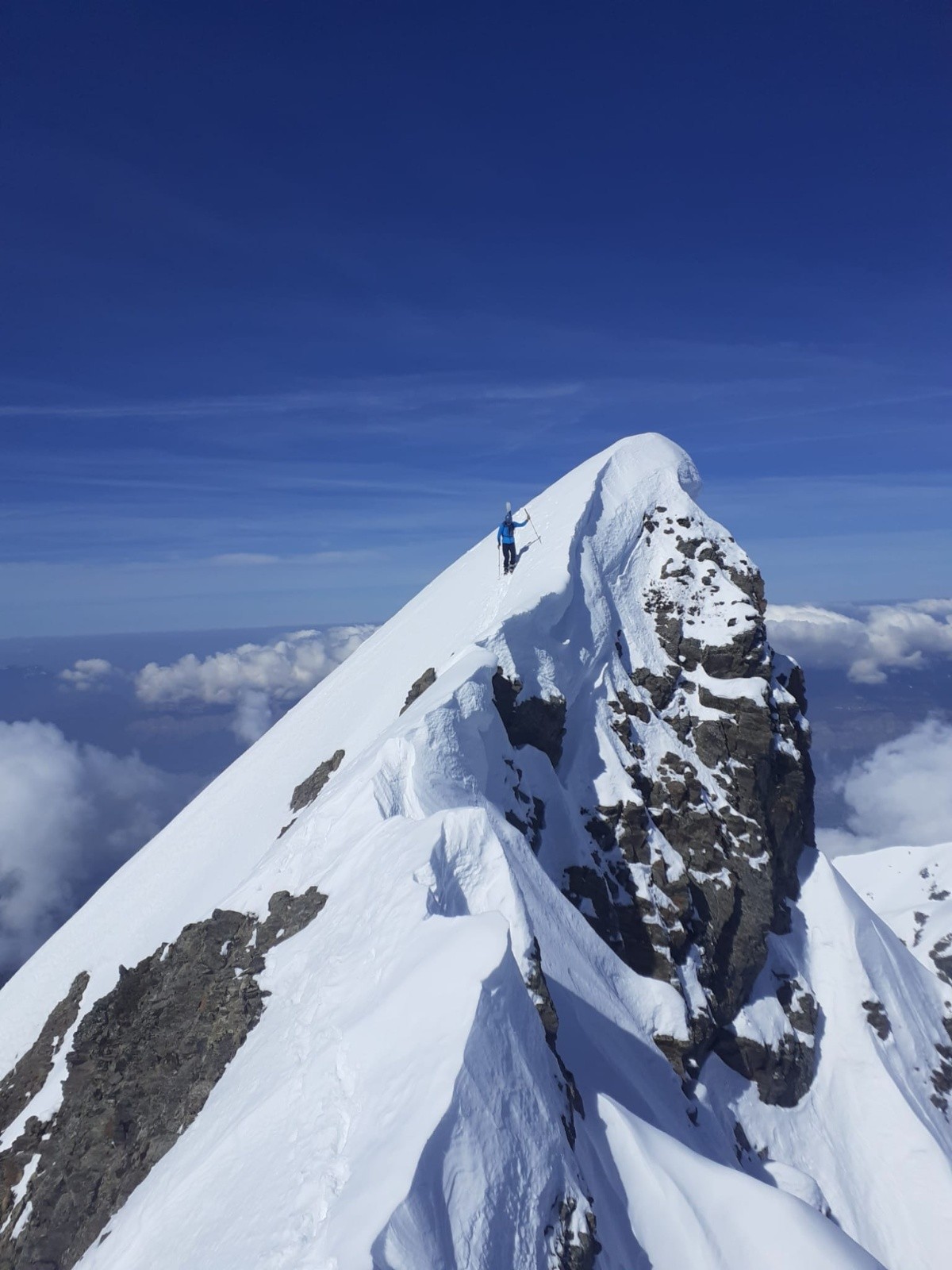 &nbsp;Tête sud du Rocher de l'Homme