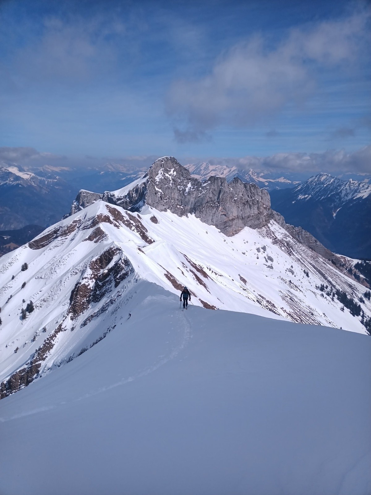 Fin de l'arête avec la grande et la petite sambuy en arrière plan&nbsp;
