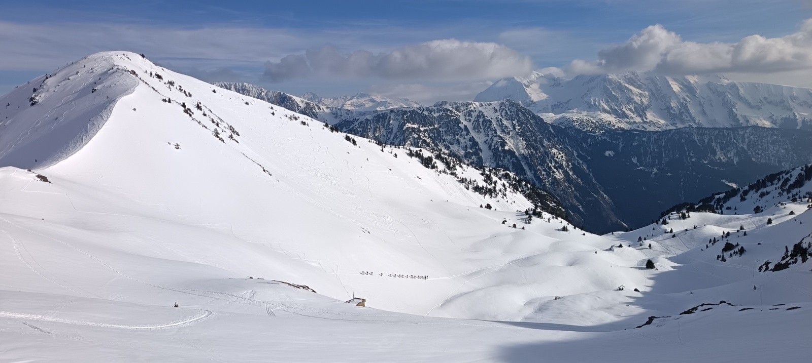 La troupe en marche sous la Botte&nbsp;