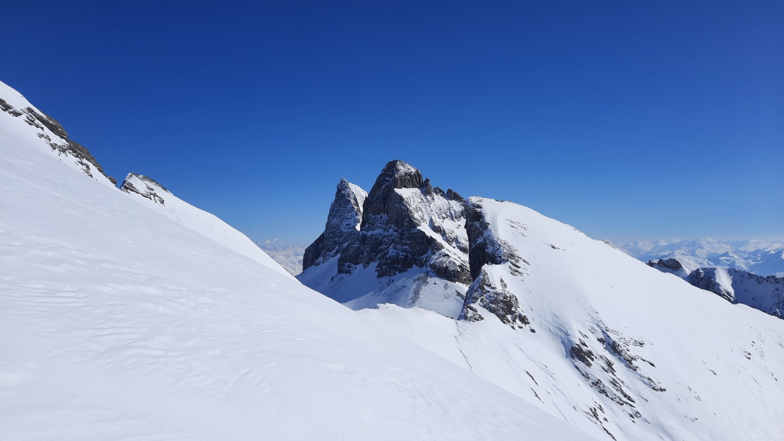 #4 Aiguilles d Aiguilles d'Arves derrière la Saussaz orientale