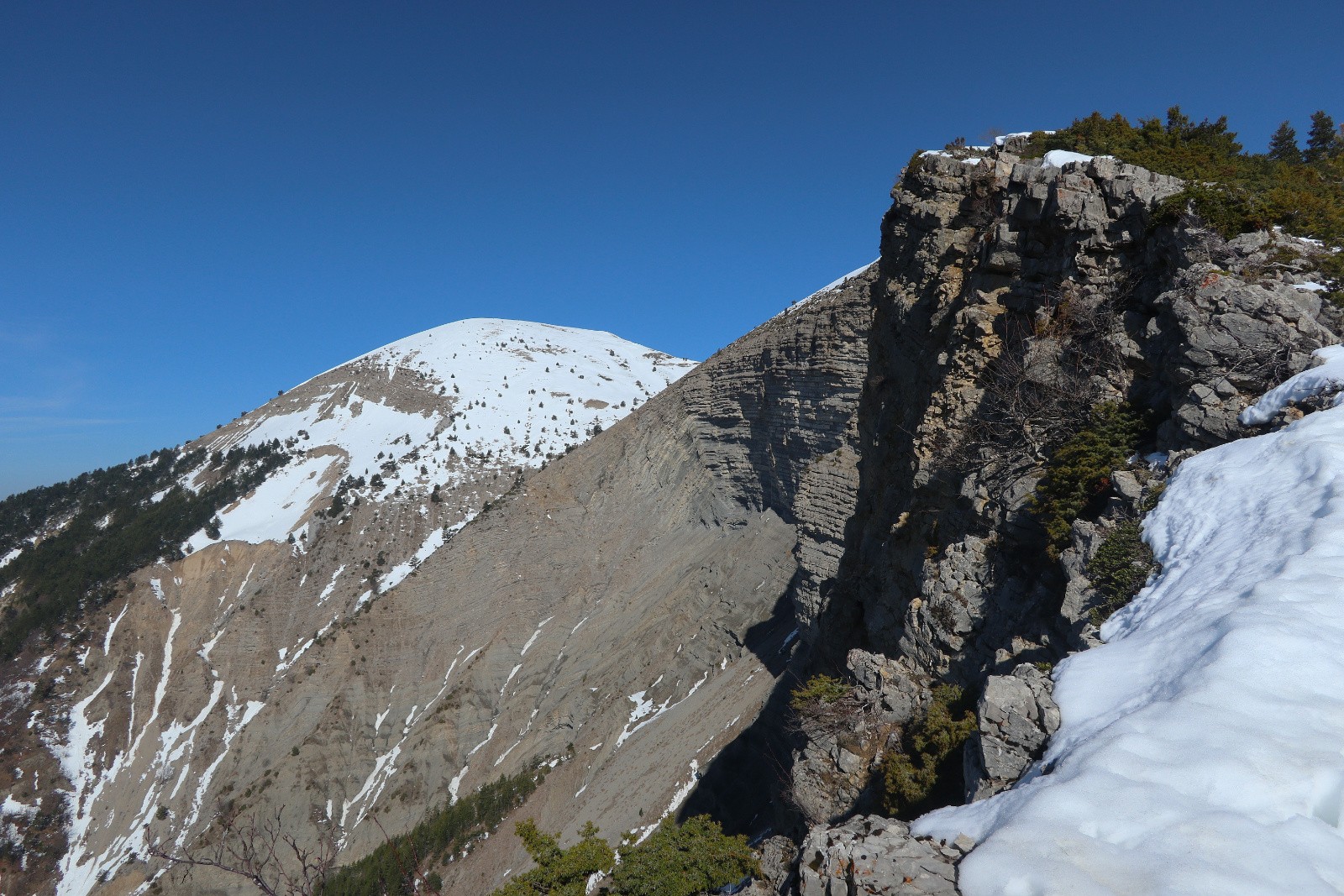 La Pare et la crête de la Roche&nbsp;