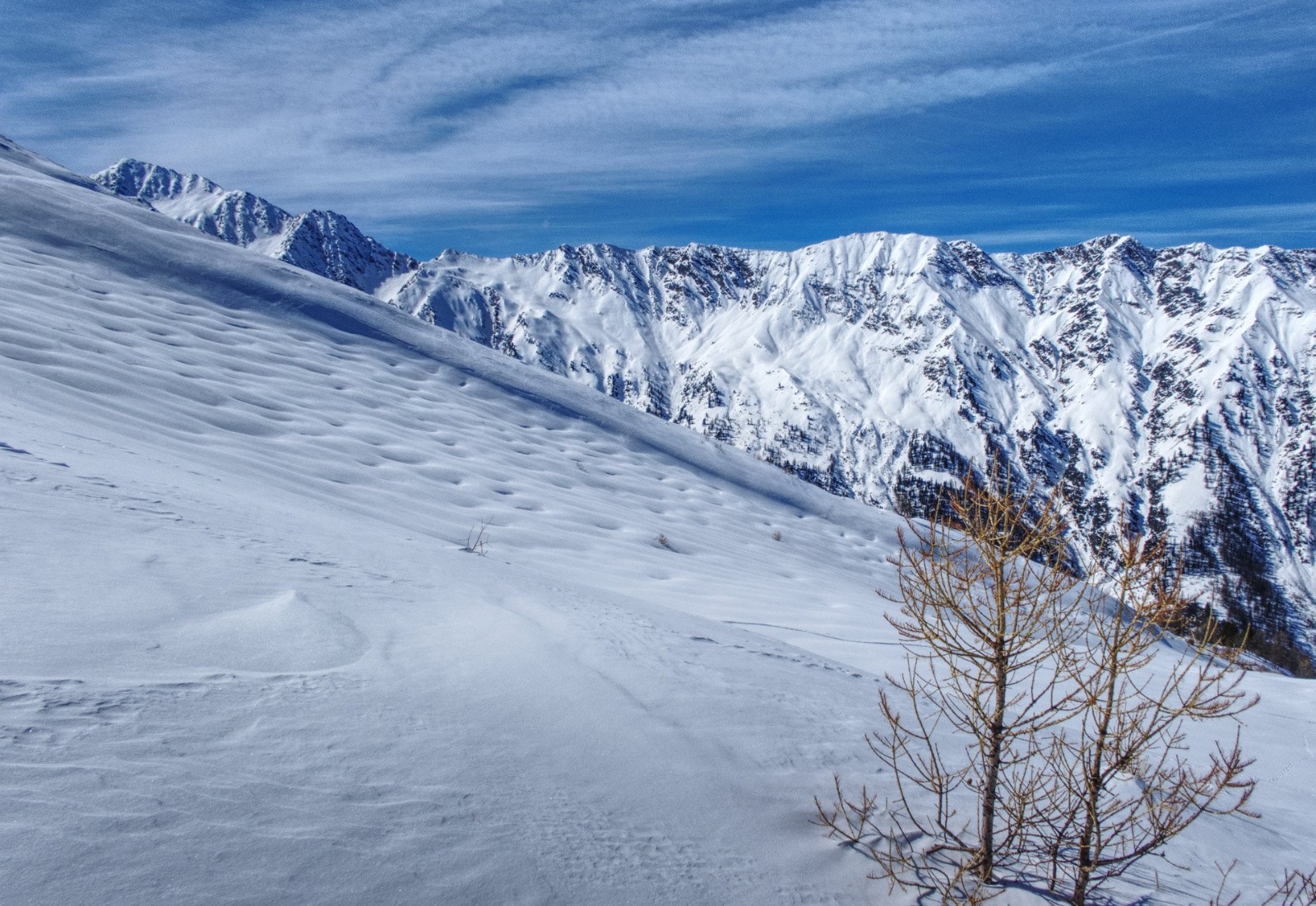 #19 J3 - Ristolas - sous le Pic Ségure, vagues de poudre J3 - Ristolas - sous le Pic Ségure, vagues de poudre