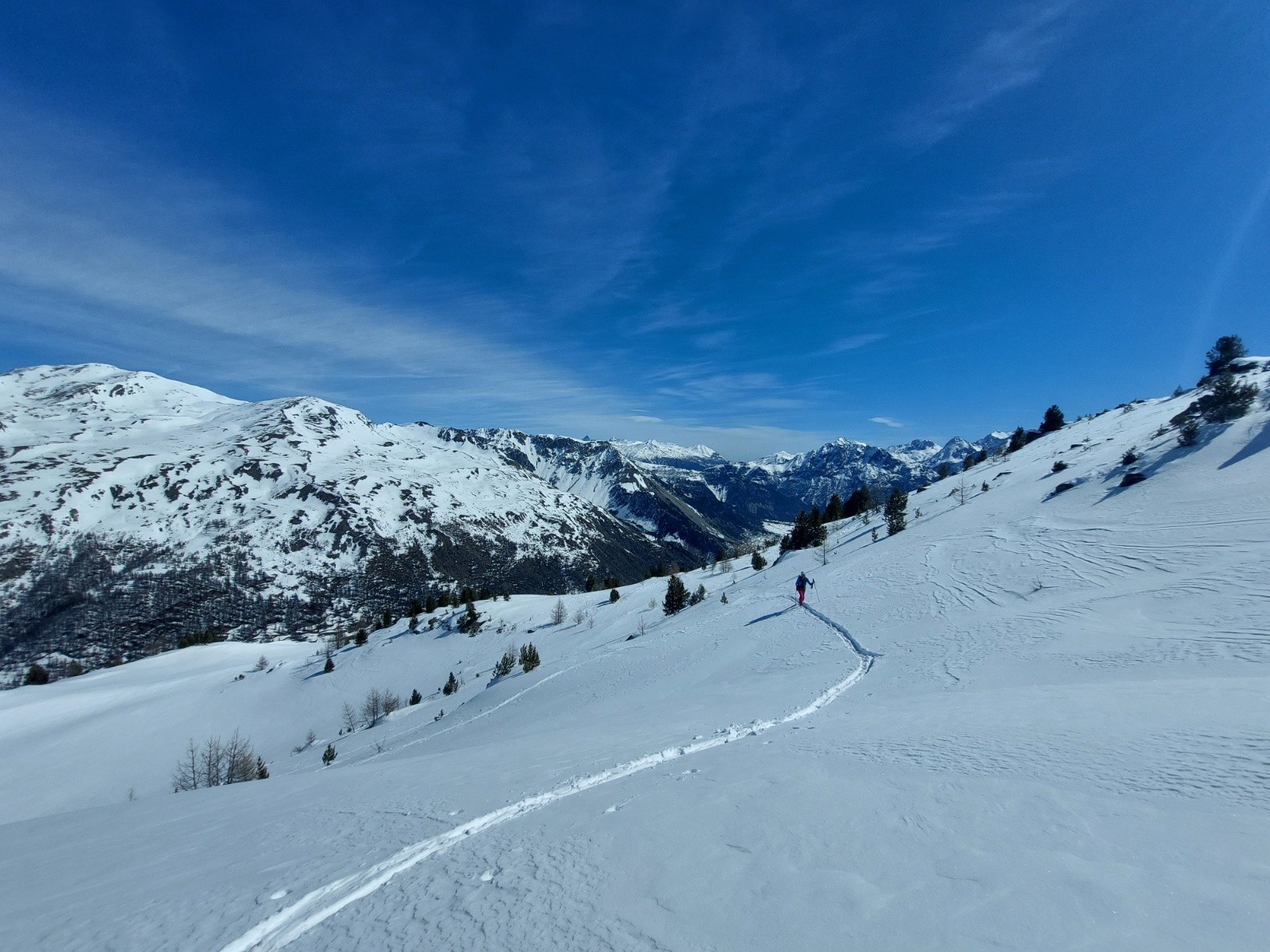 &nbsp;Encore plus vers l'E