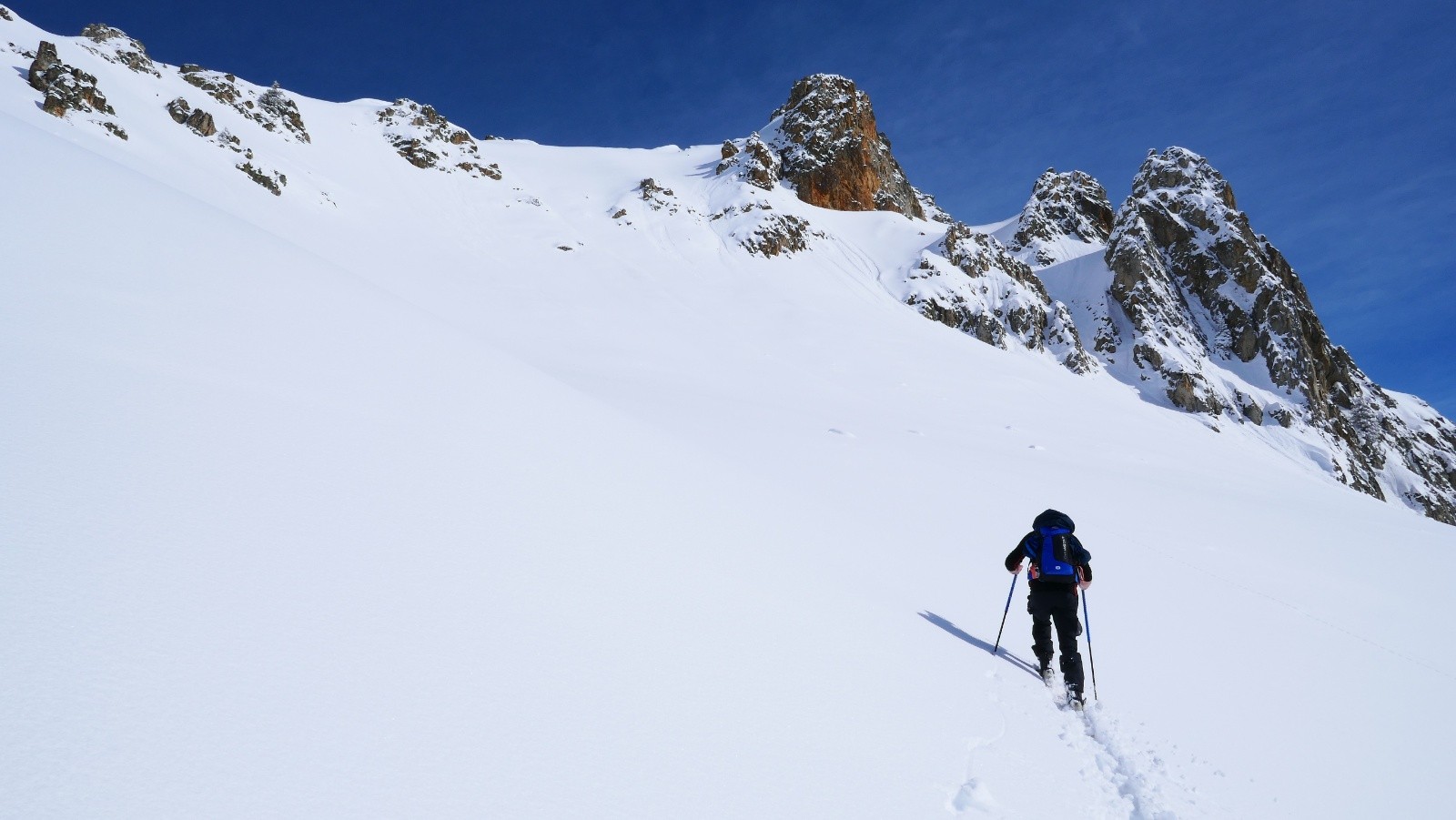 Le Dam's à la bonne idée de tracer...&nbsp;