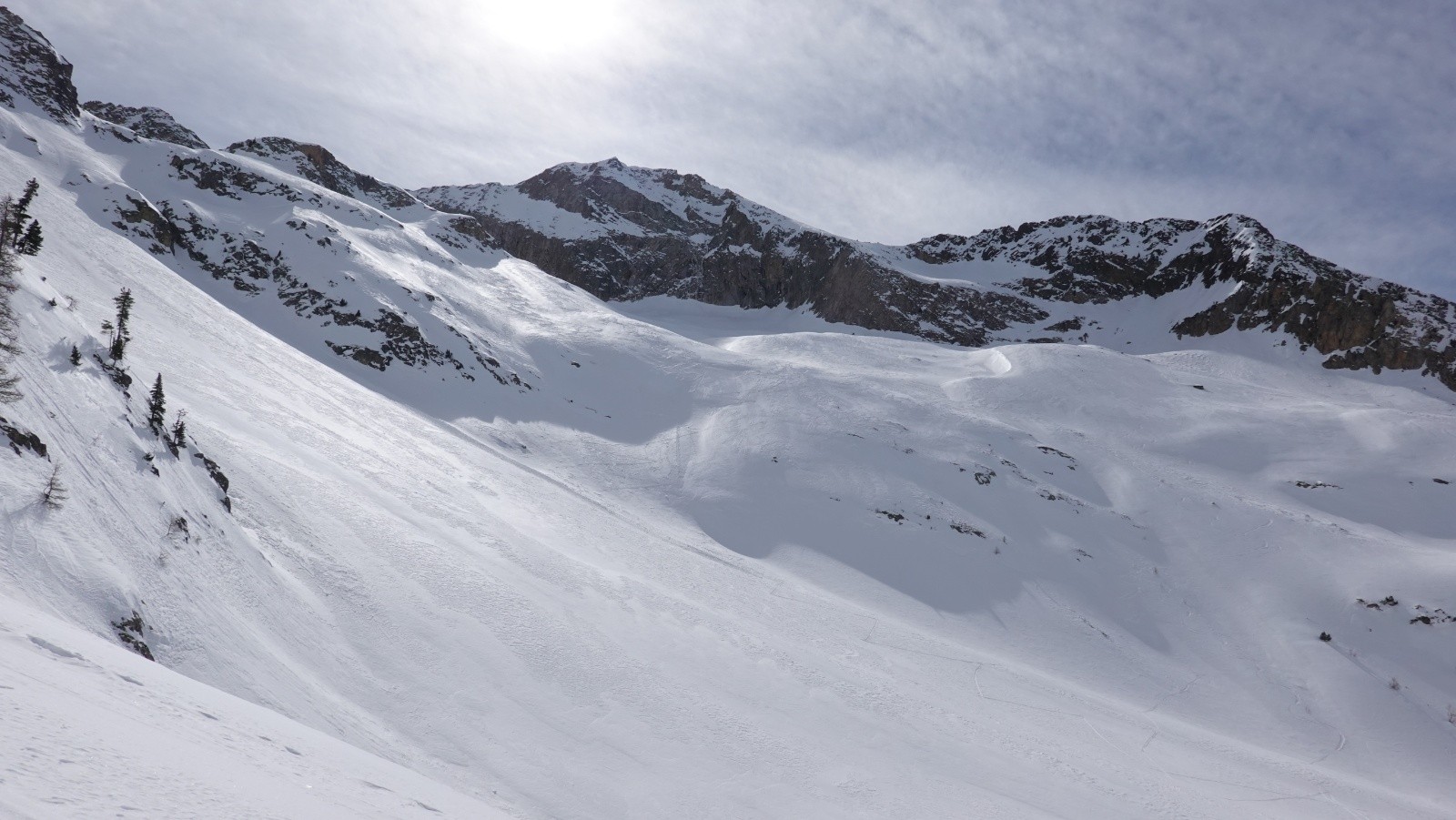La descente depuis le Pas des Tablasses