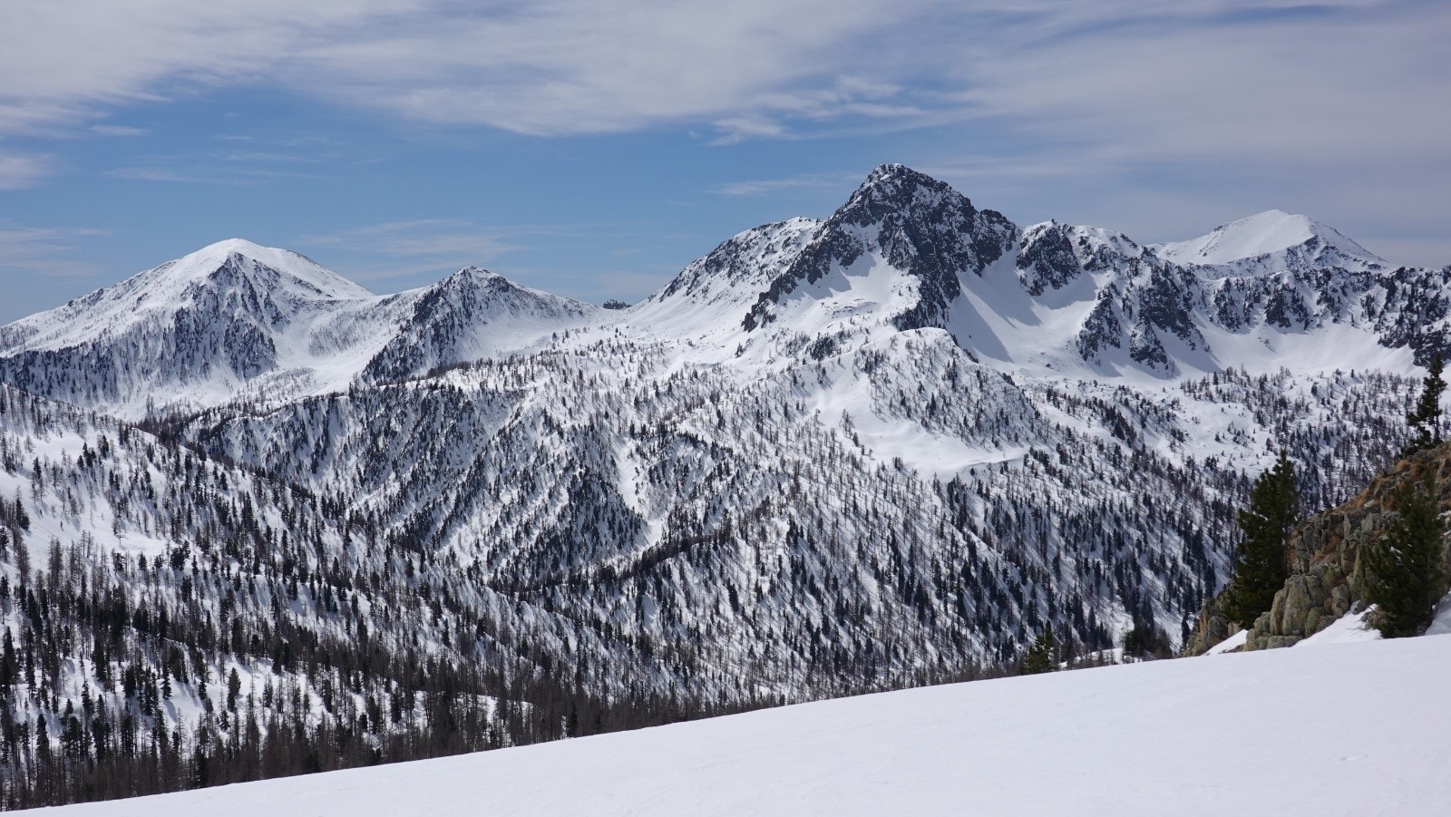 Panorama depuis le Mont Archas au Pépoiri