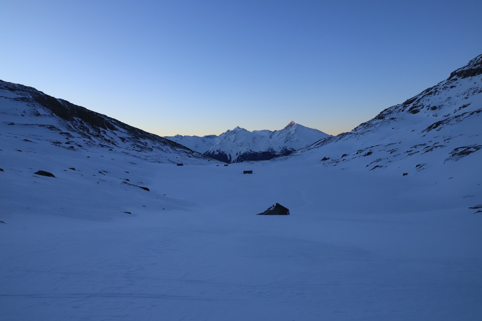 &nbsp;Même paysage au lever...