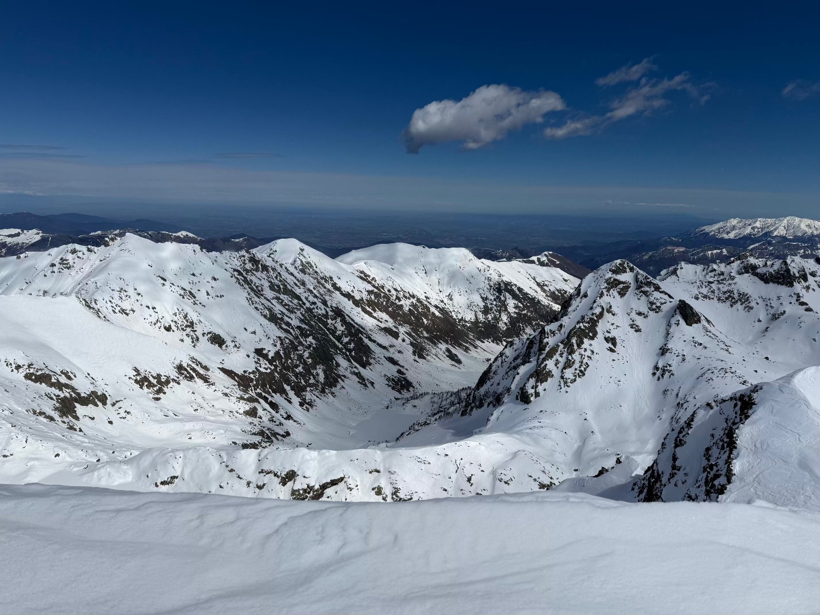 &nbsp;Refuge Livio Blanco en AR plan du lago sottano della sella