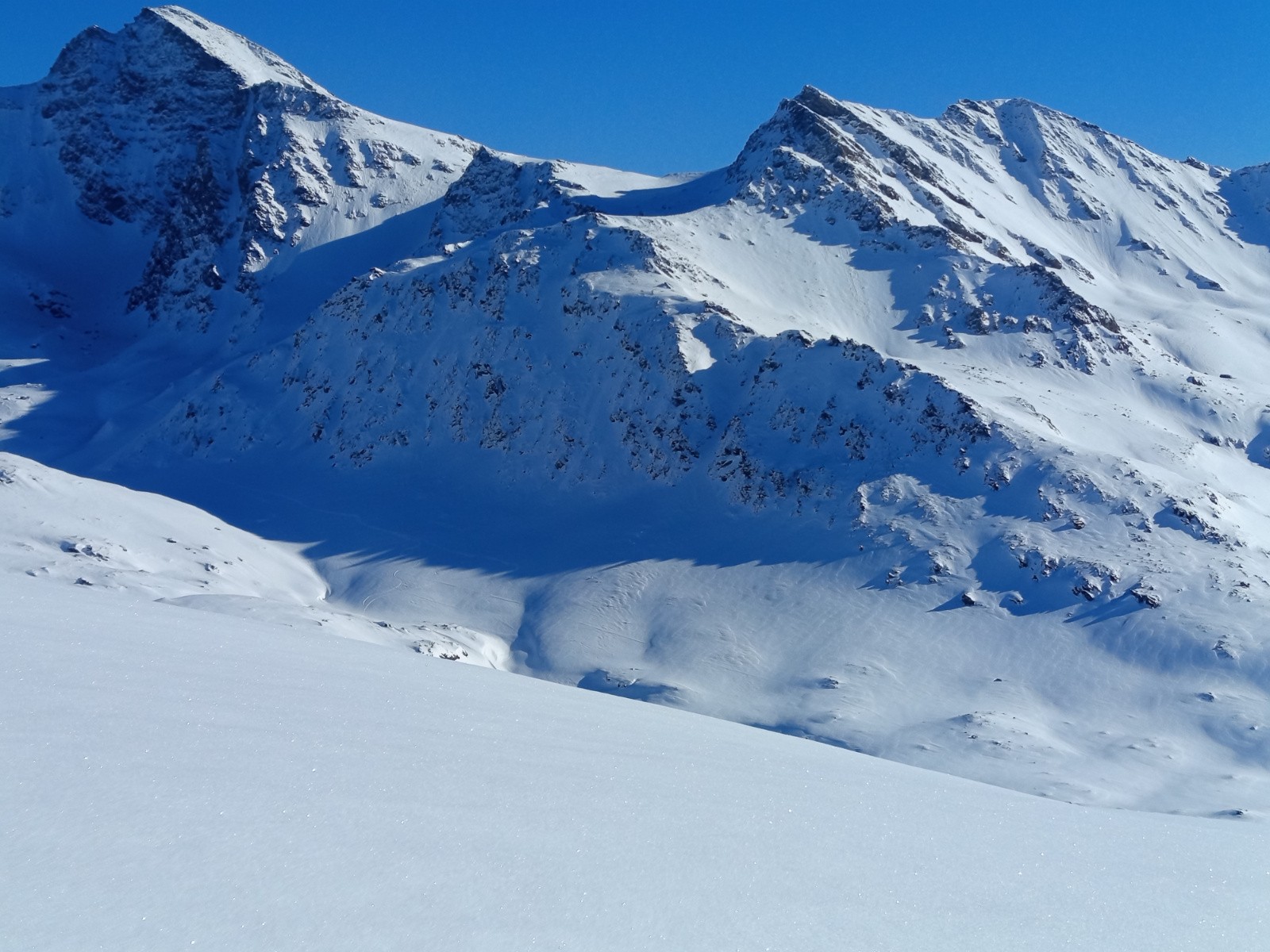 qq part entre la cabane du Col et le lac du Longet vue en direction du Sud (Cornascle)