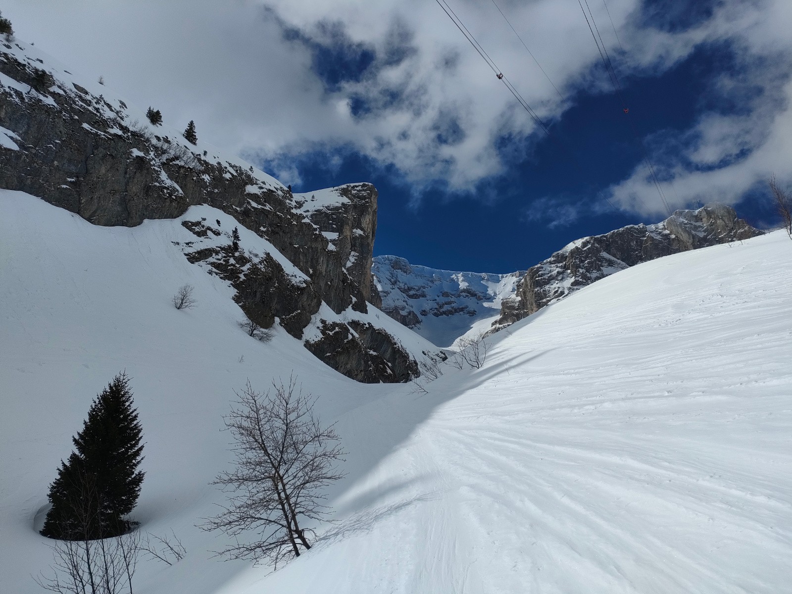 Petite ballade à l'ombre du téléphérique&nbsp;