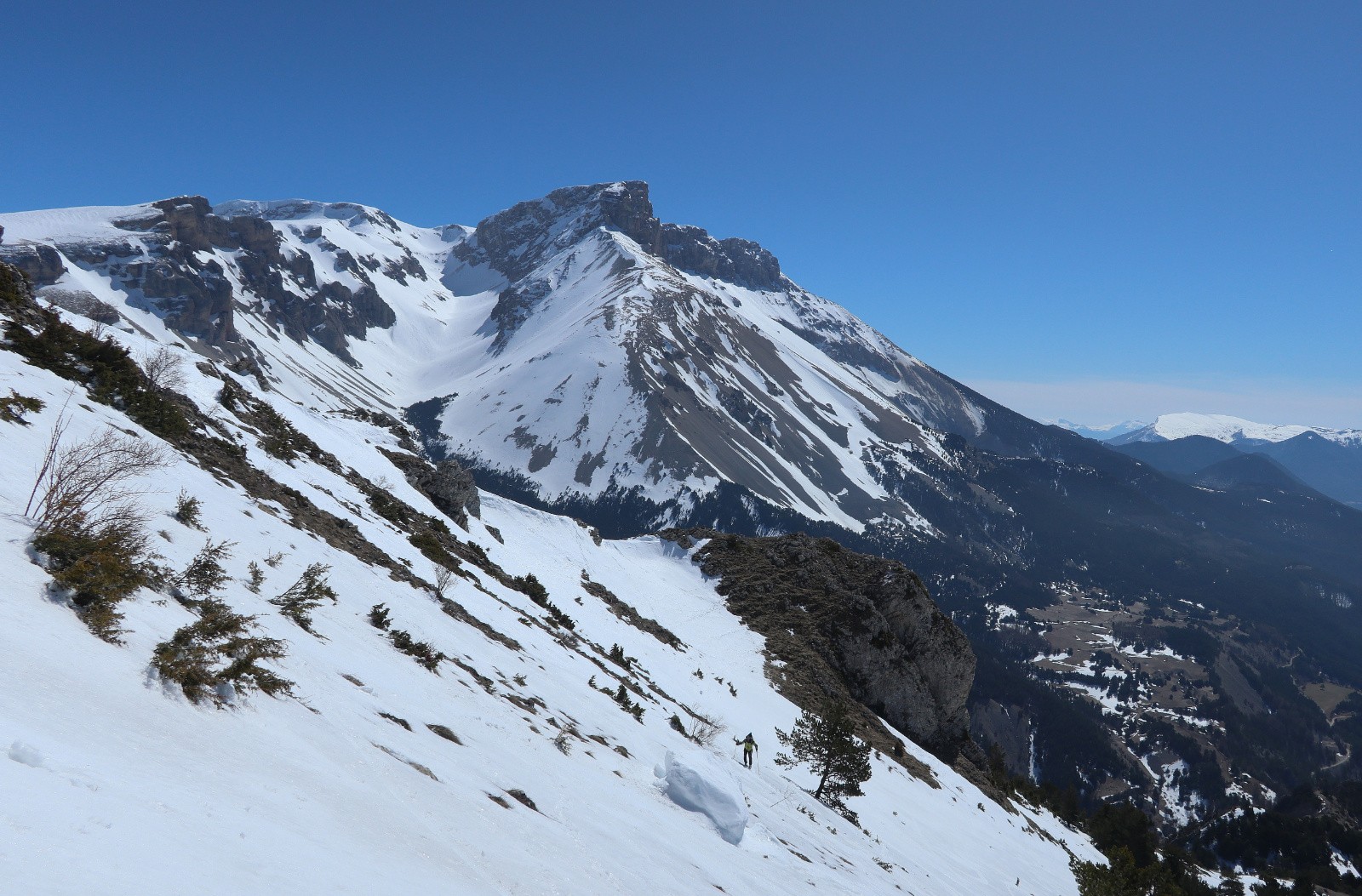 Remontée vers l'arête SE&nbsp;