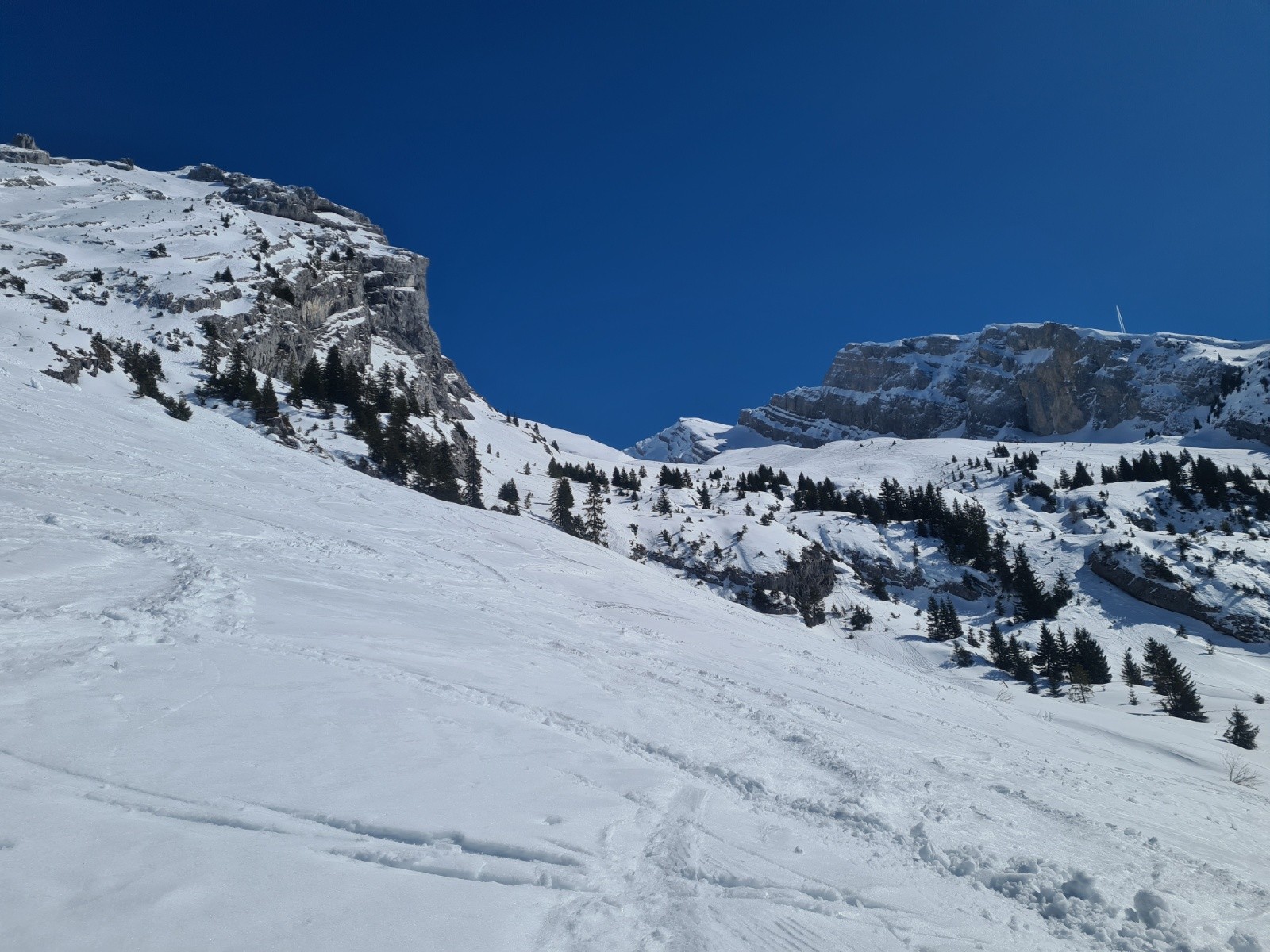 &nbsp;Combe de Bella Cha