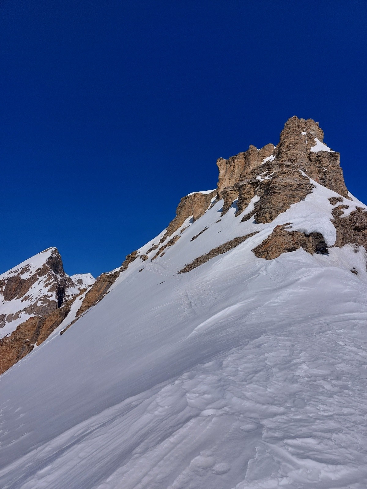 Aiguille de Barsin depuis notre col