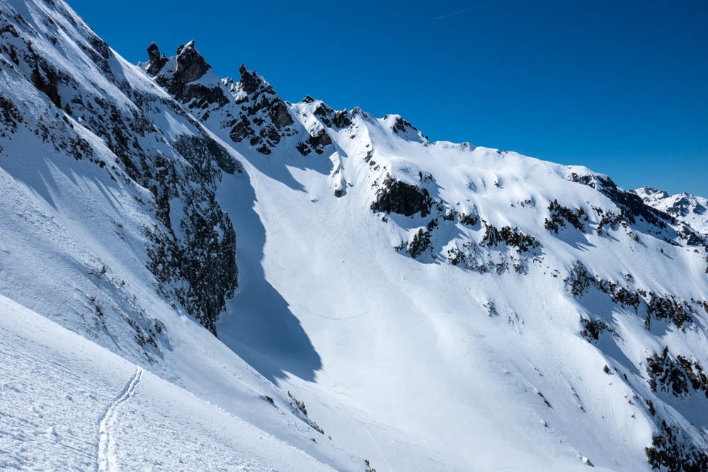 #44 dernier coup d dernier coup d'oeil aux aiguilles