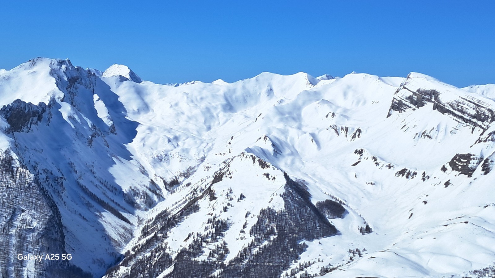 #3 Les Vallons du Crachet /Infernet Les Vallons du Crachet /Infernet