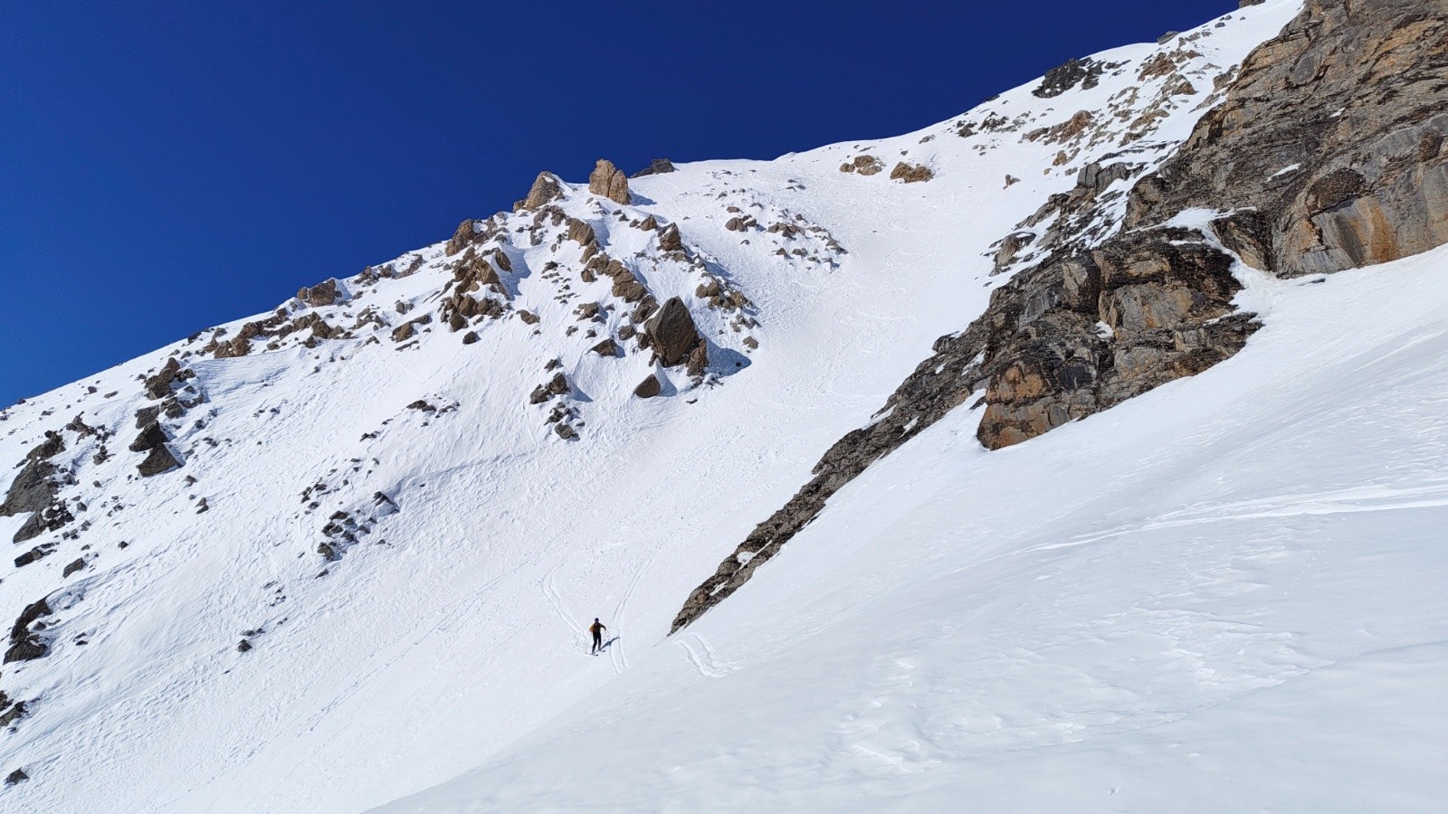 #6 Bas de la face est Bas de la face est