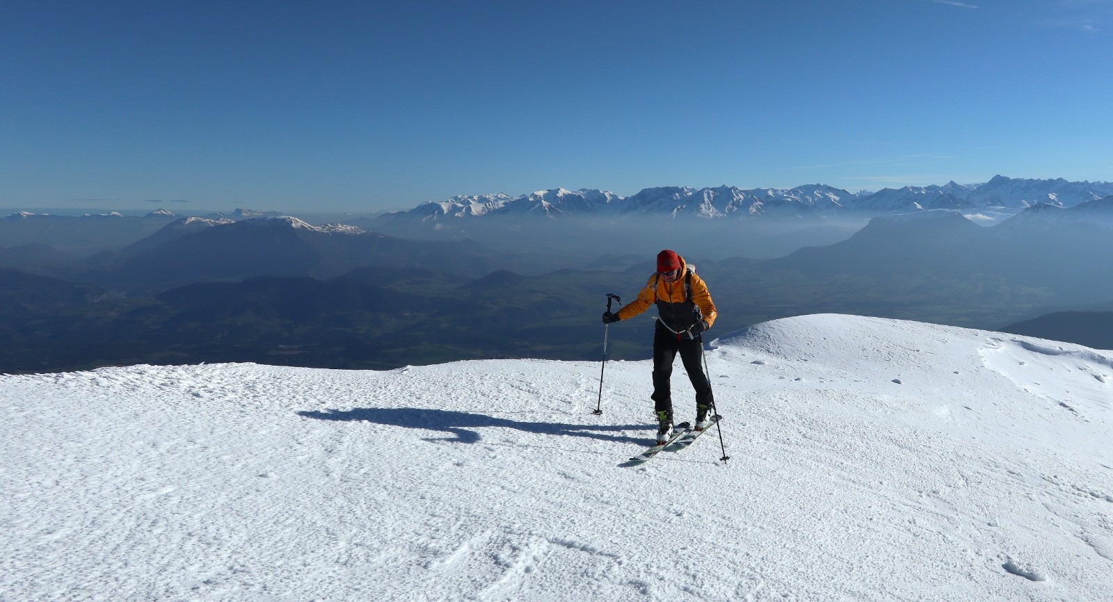 Crête de l'Archat. Le combat contre le vent commence...&nbsp;