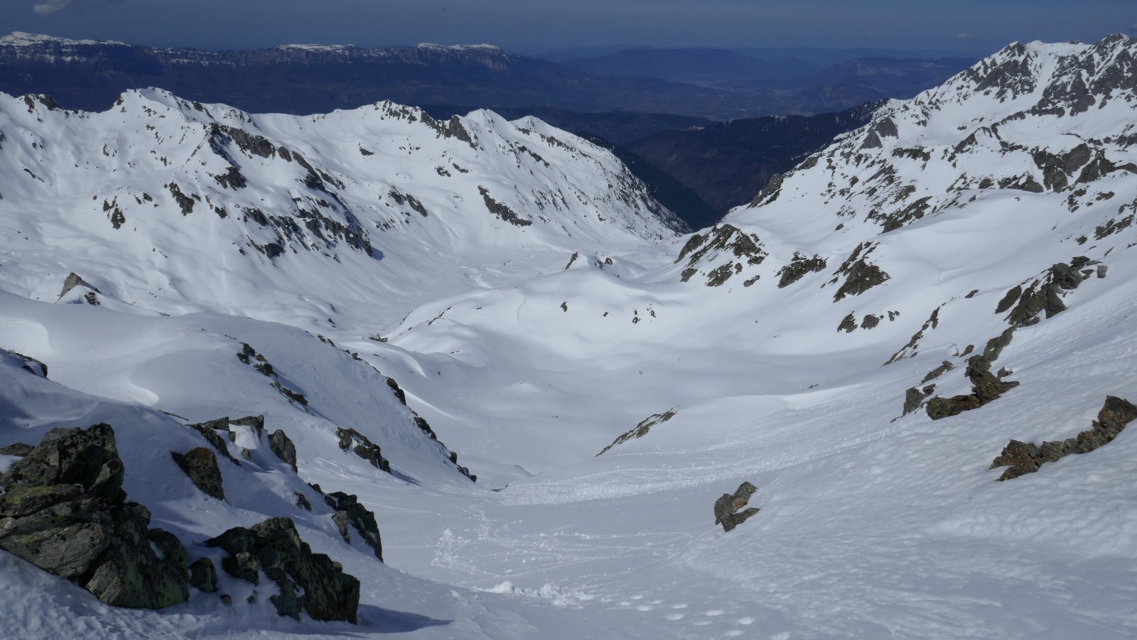 Vue dans le retro à la brèche