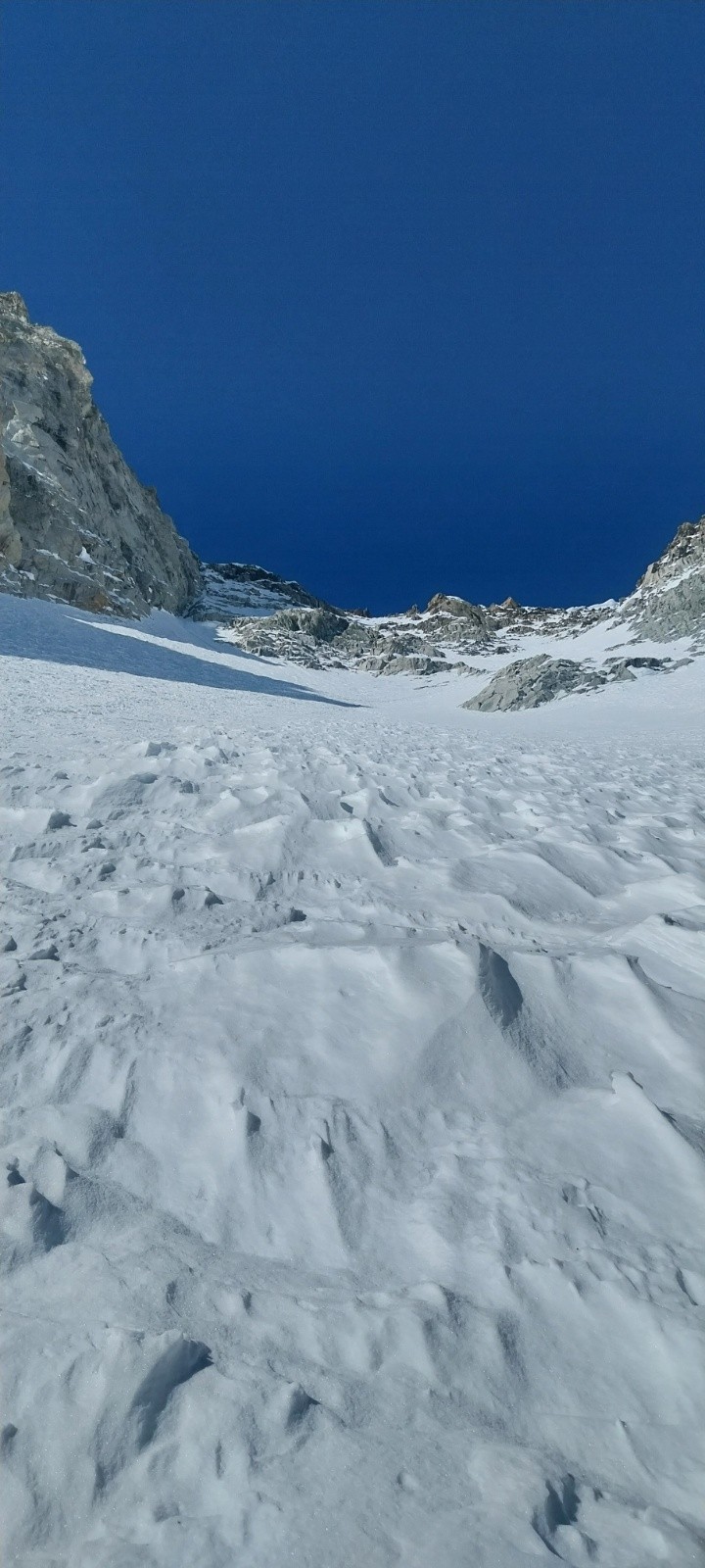 &nbsp;C'est sec au dessus