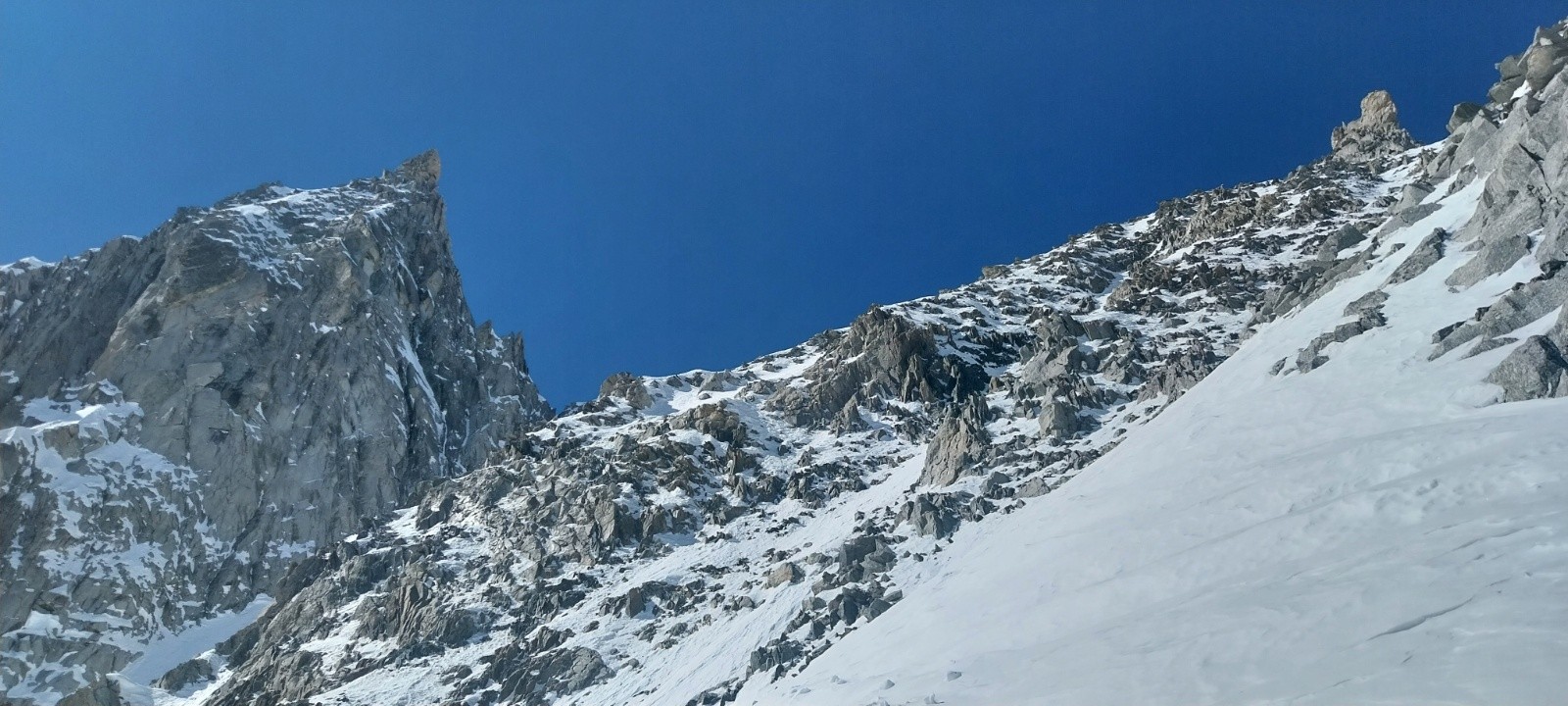 Encore plus sec à droite malheureusement&nbsp;