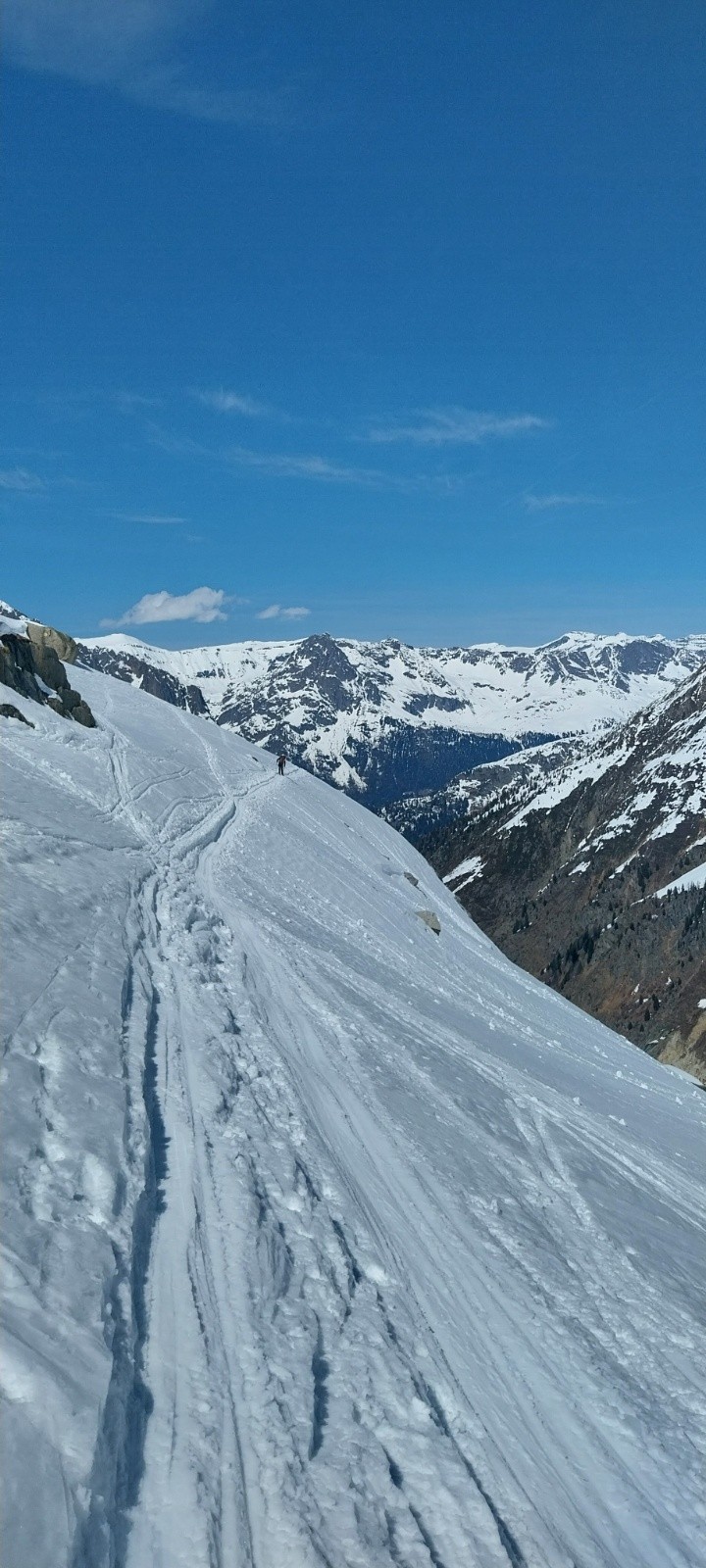 &nbsp;on file rejoindre les pistes