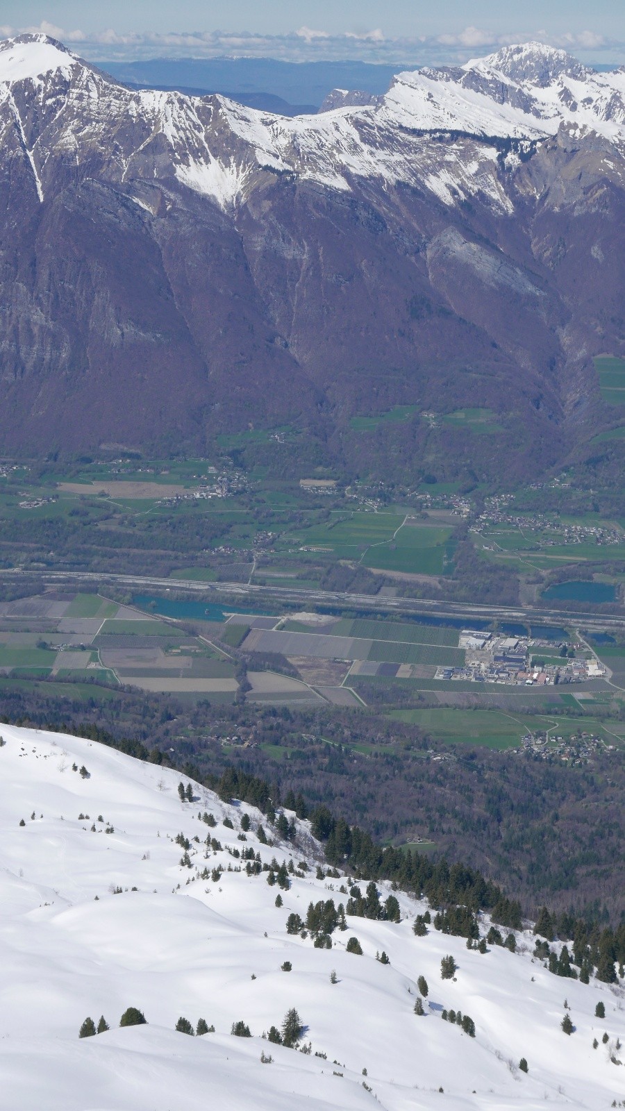 #4 La vallée en bas La vallée en bas