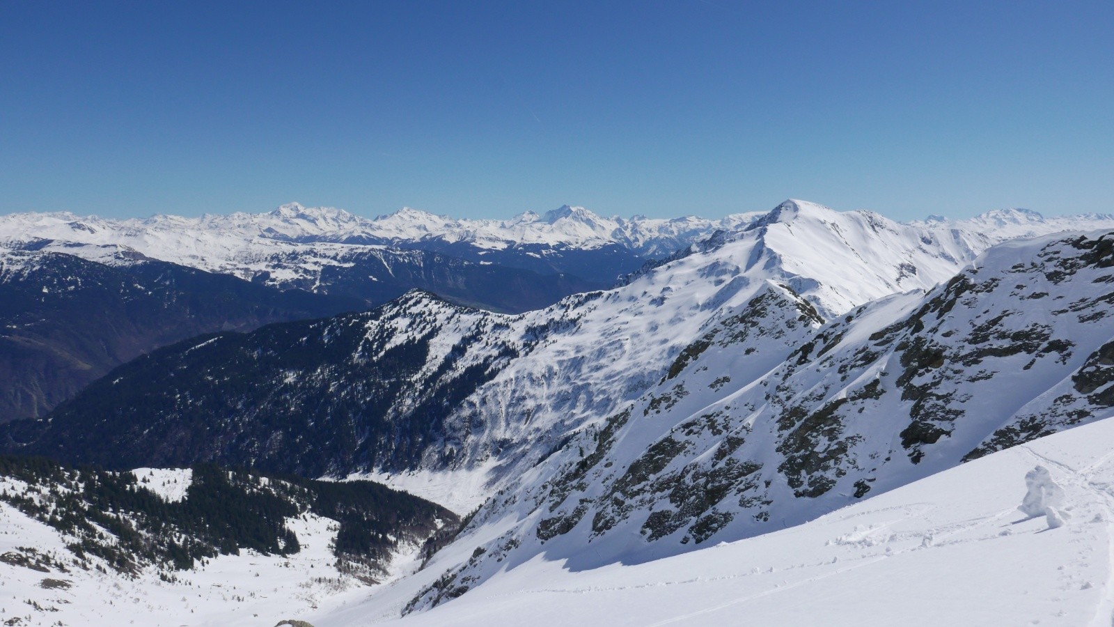 #6 Au petit col Au petit col