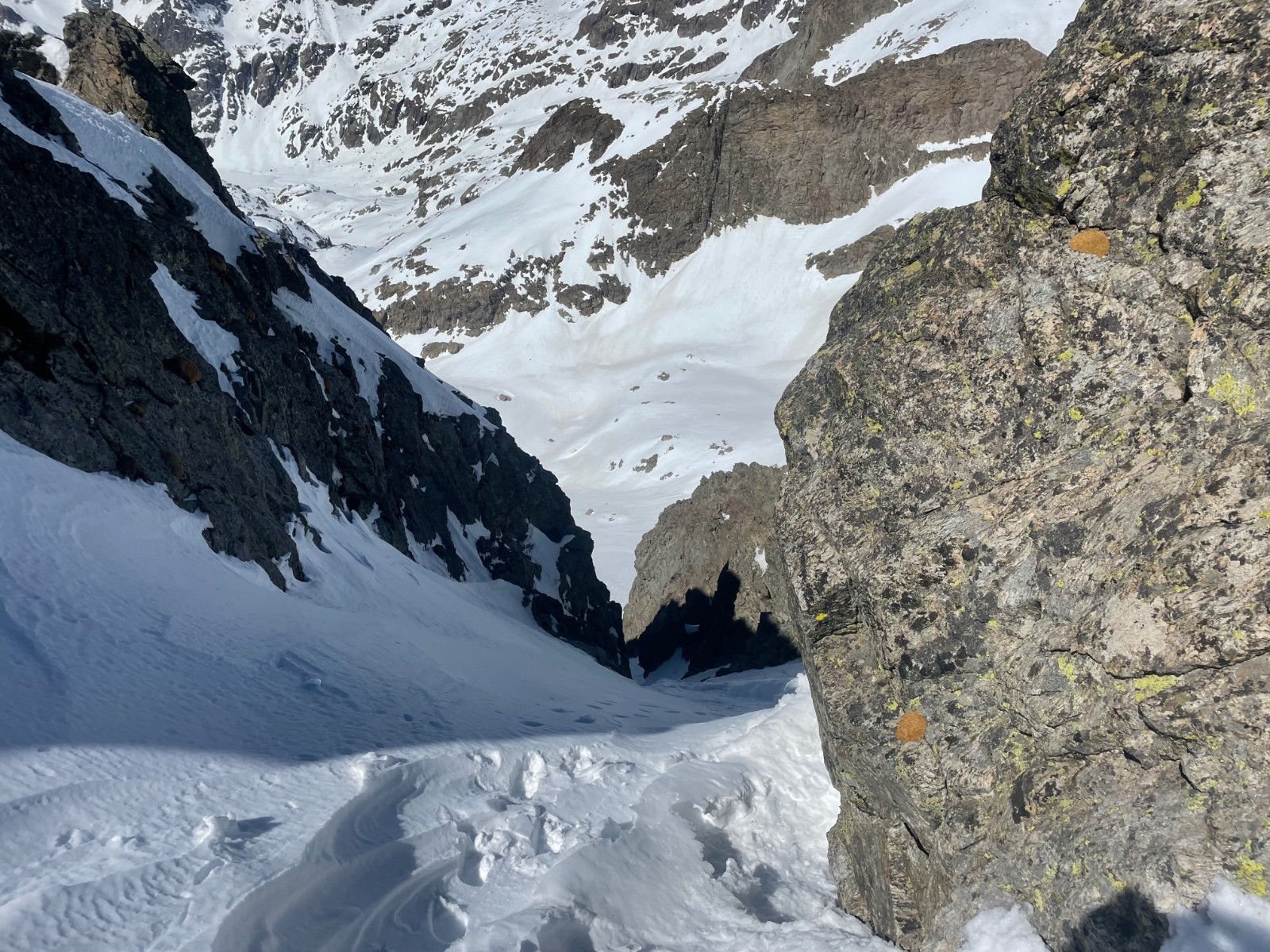 &nbsp;Vue du haut du couloir Ouest du Chamineye
