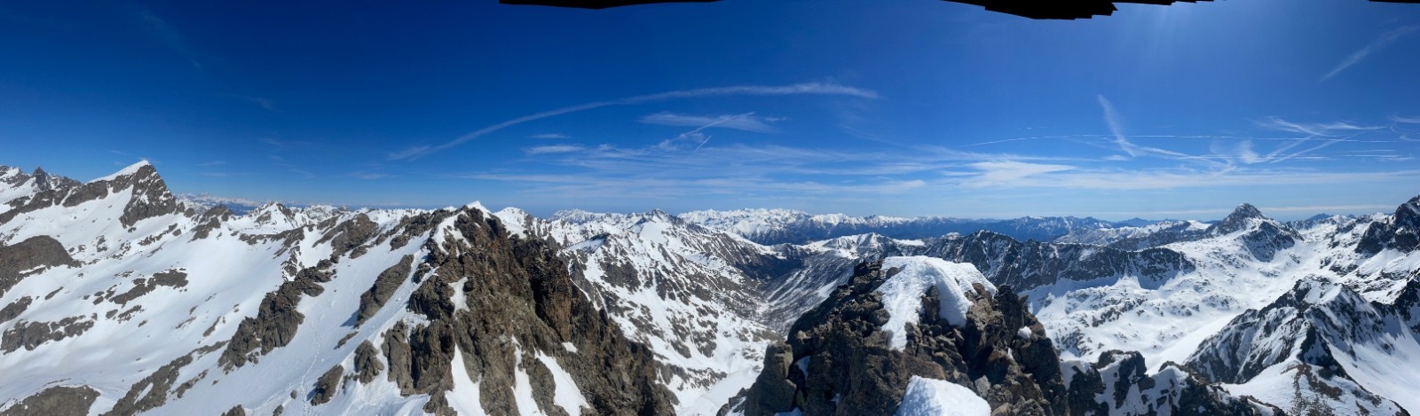 &nbsp;Panoramique du sommet Chamineye côté Roya&nbsp;