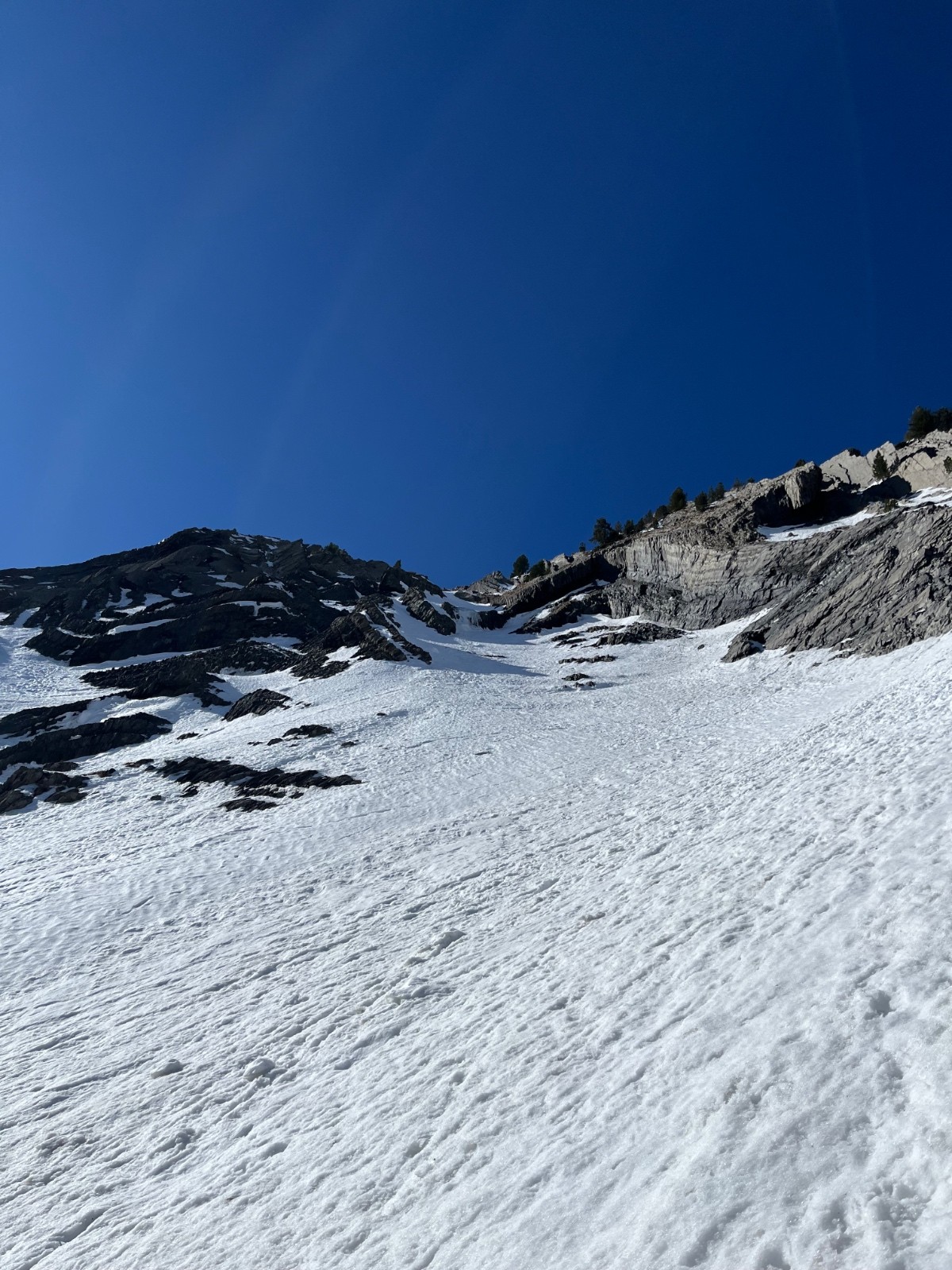Bas du gros couloir après la traversée&nbsp;