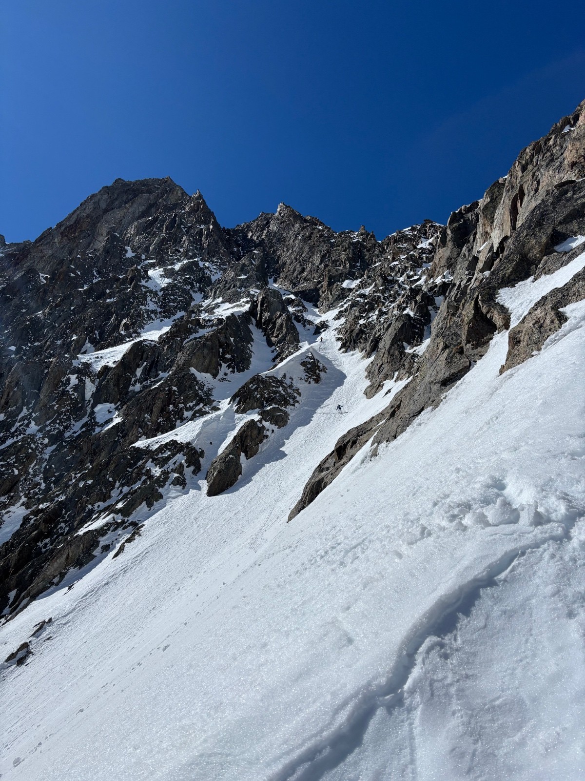 &nbsp;Les copains suspendus