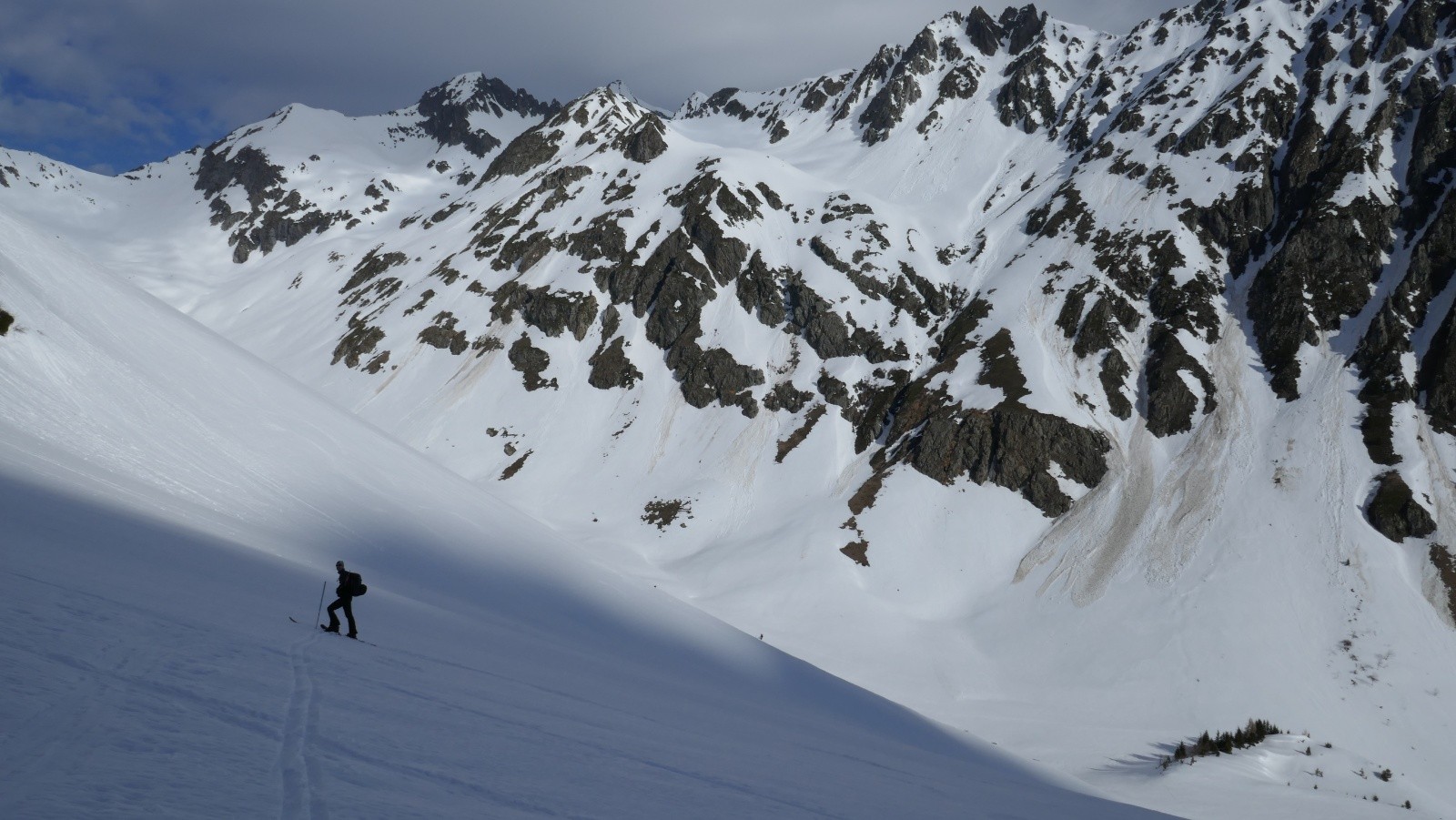 #2 Dans la montée au col Dans la montée au col