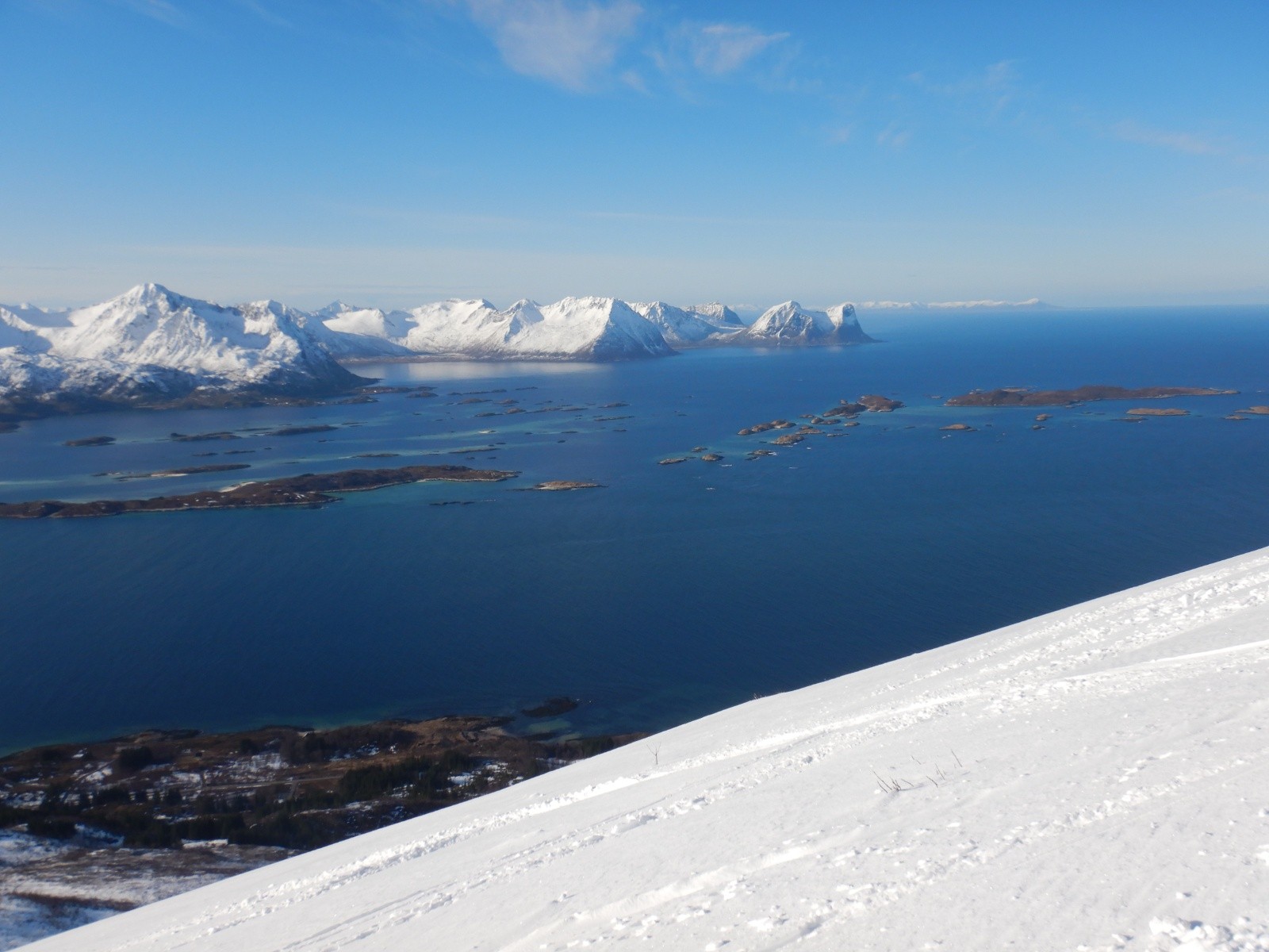 La Baie de Skaland et ses ilots