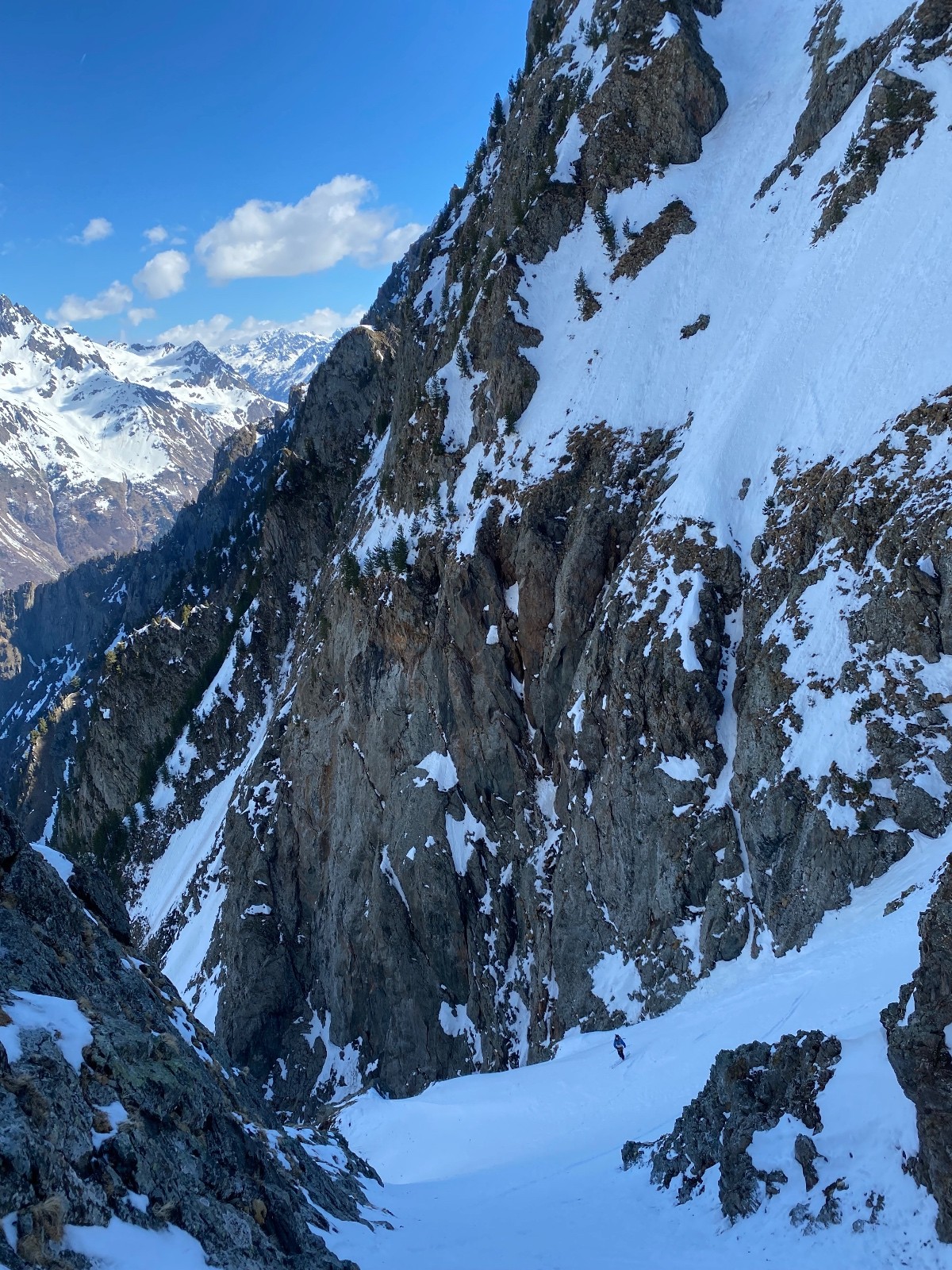antoine est à la jonction