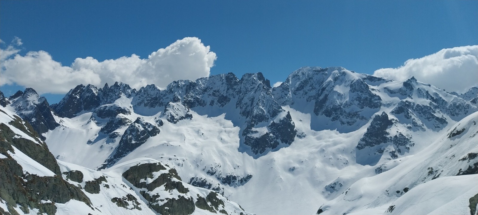 &nbsp;les faces NO du vallon de Bérard